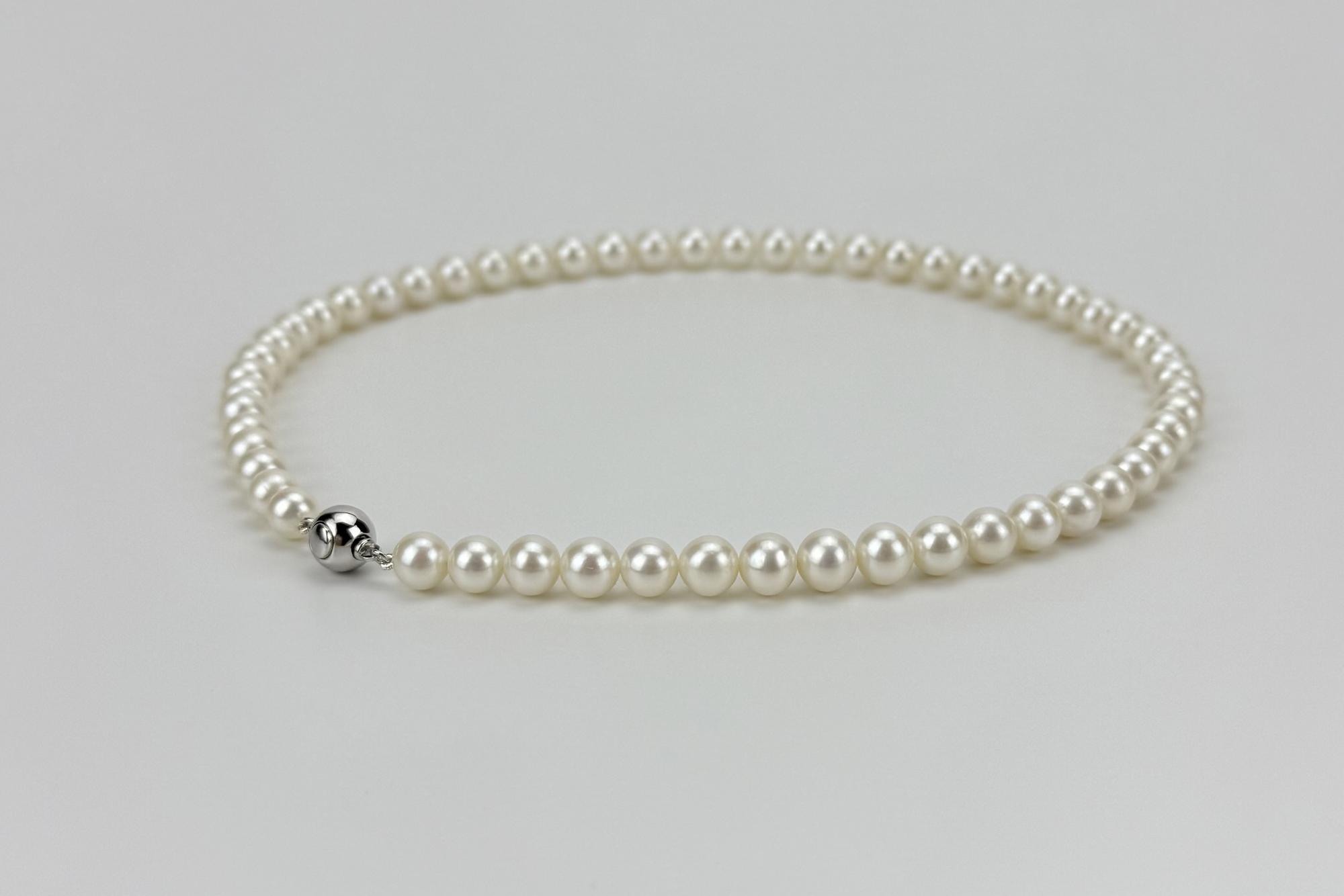 Чокер из белого круглого жемчуга CLASSIC PRINCESS