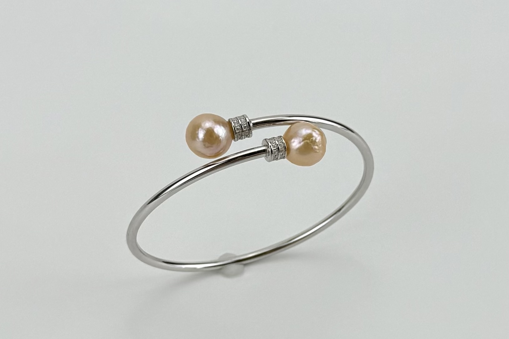 Браслет с крупным жемчугом барокко METEOR PEARLS