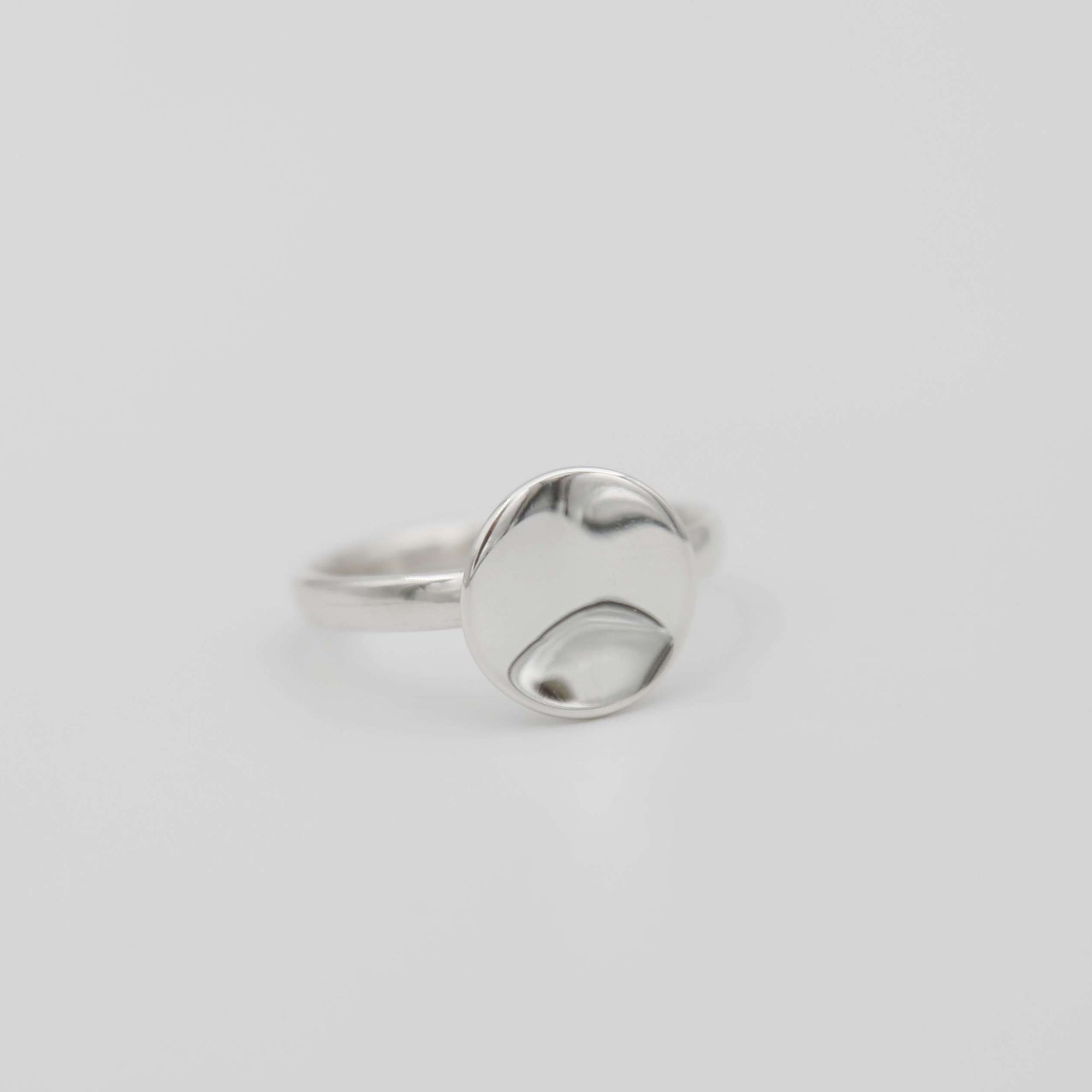 Серебряное кольцо 2P554