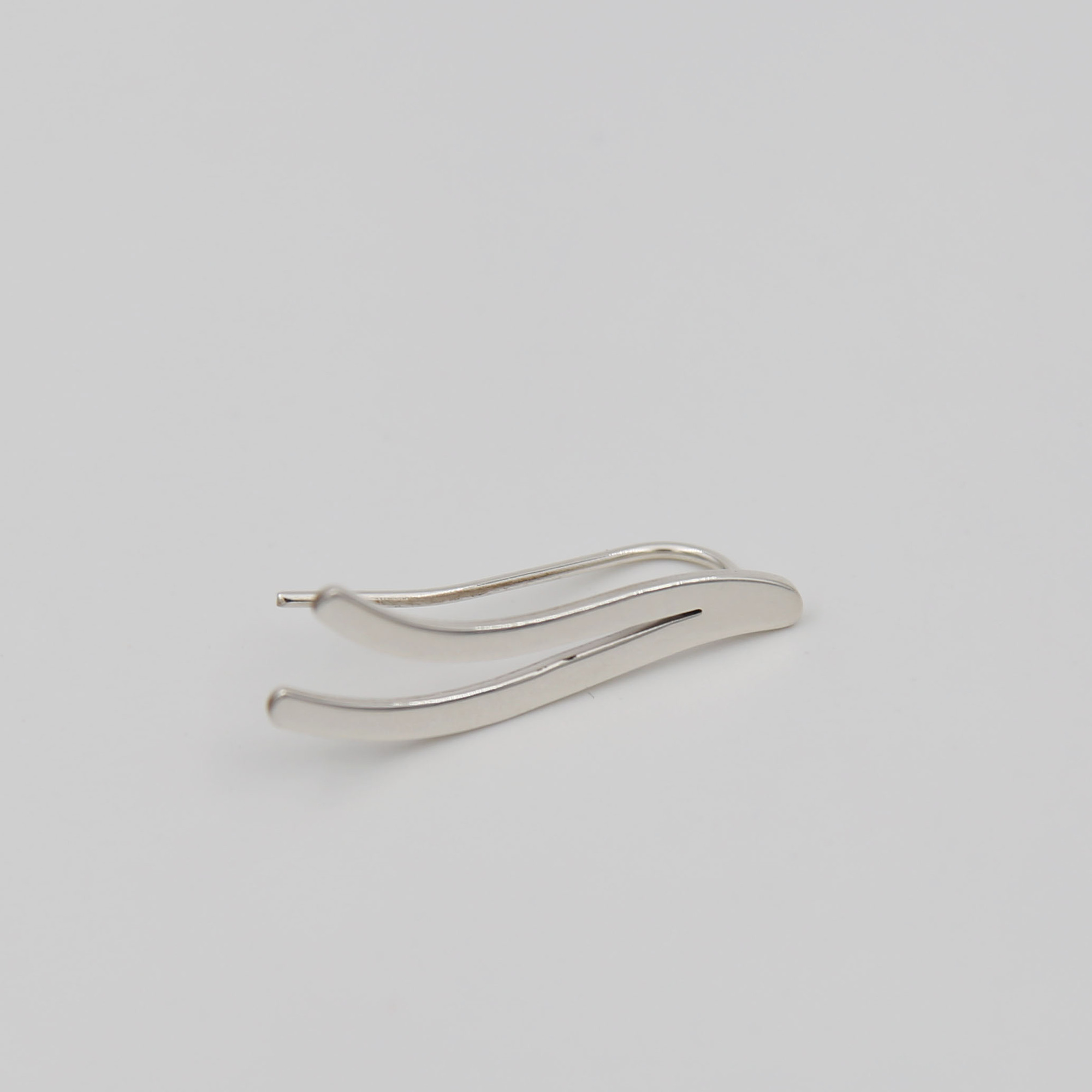 Серьга-клаймбер  Волна двойная 1P2011