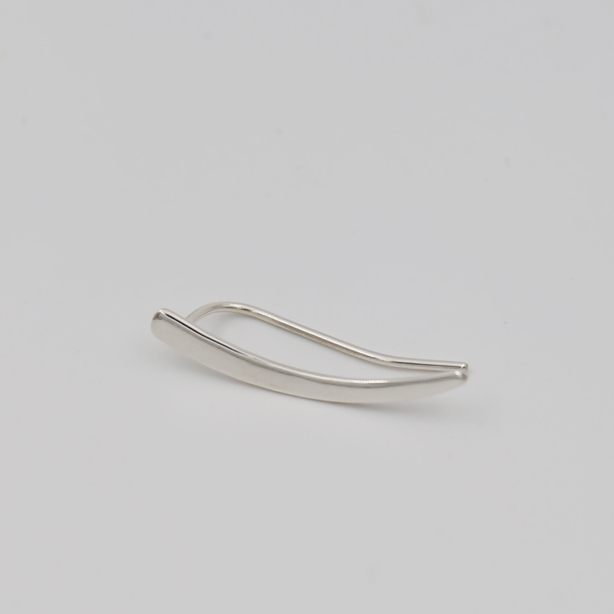 Серьга-клаймбер  Линия  1P2010