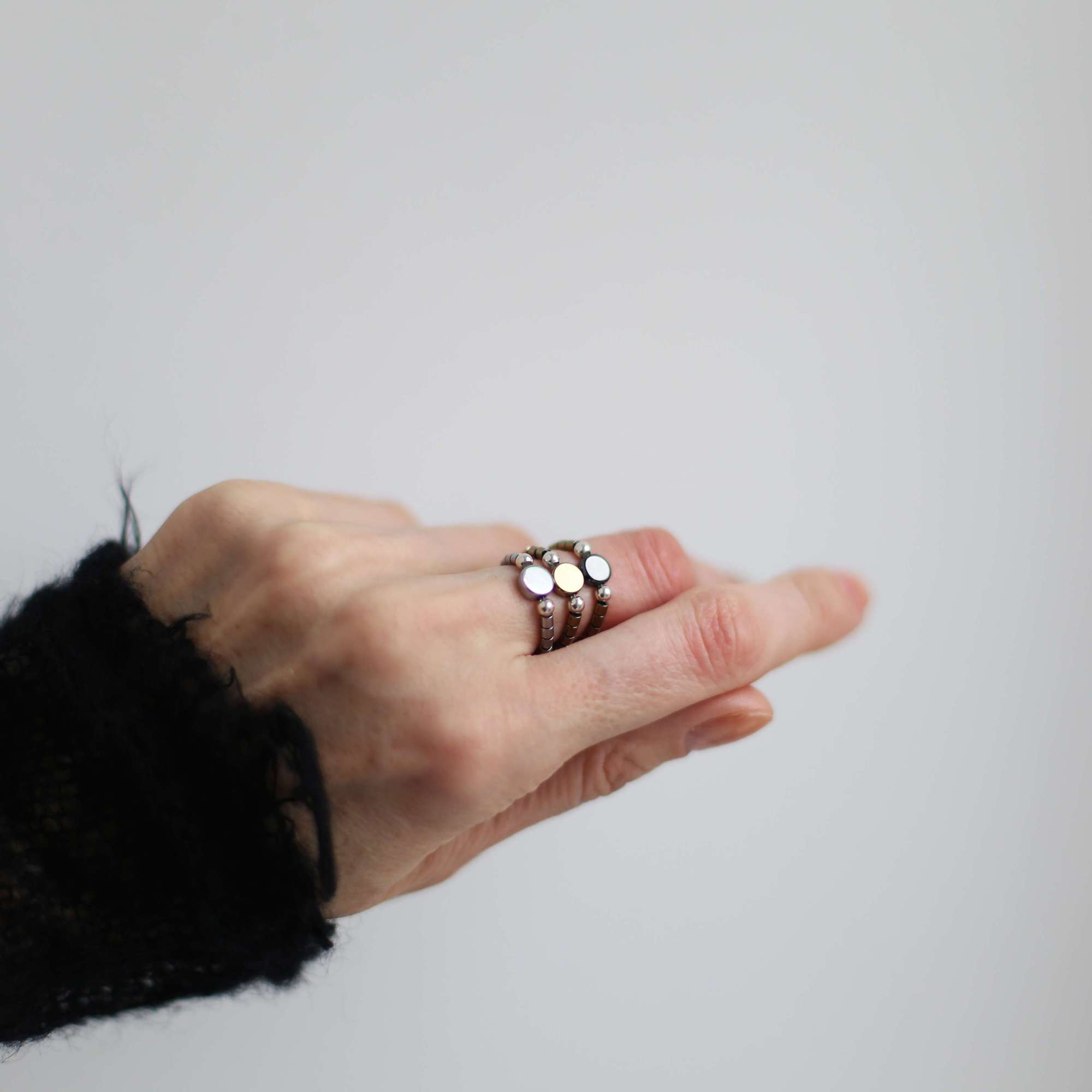 Кольцо из гематита 2P876