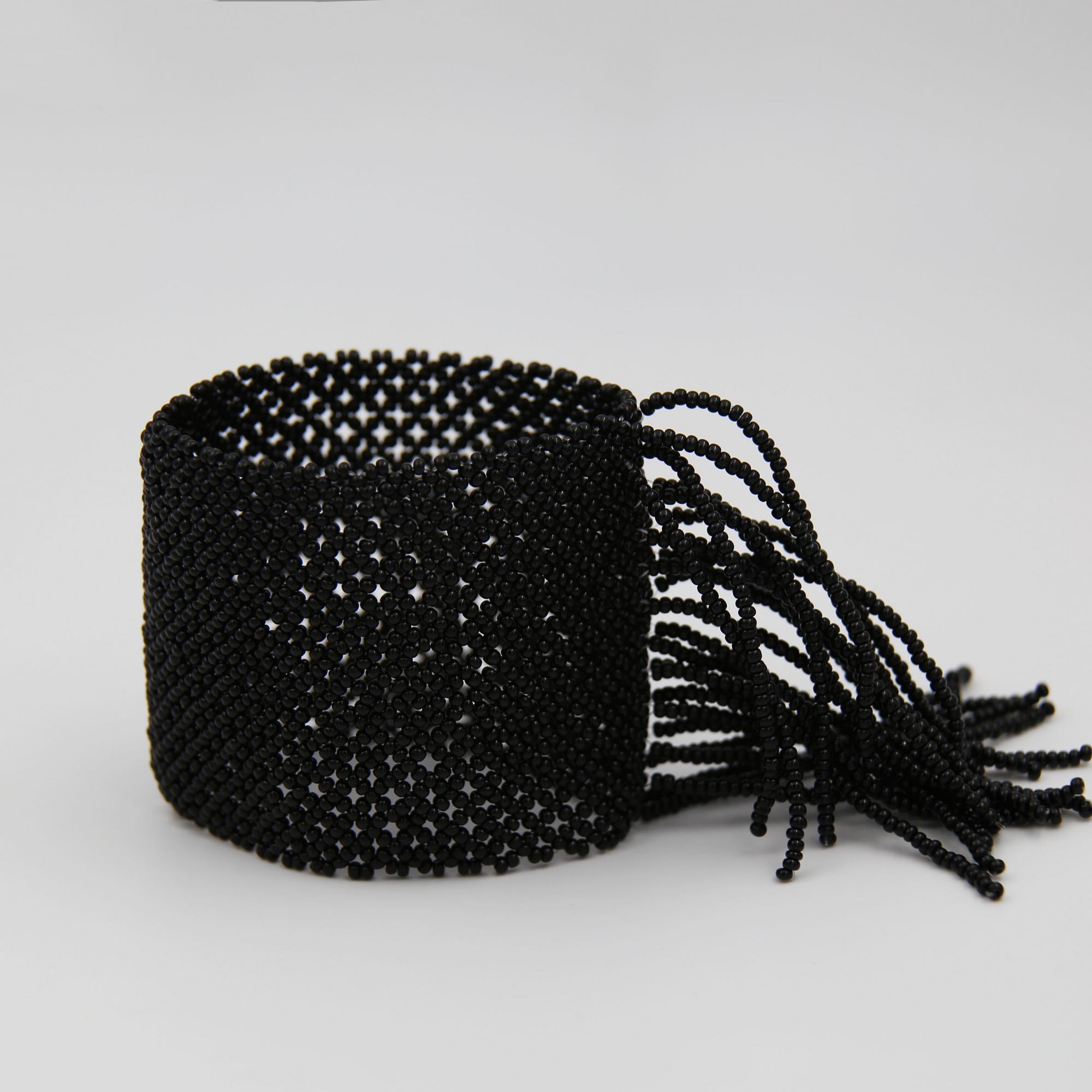 Браслет из бисера Уичоли с бахромой 3P359