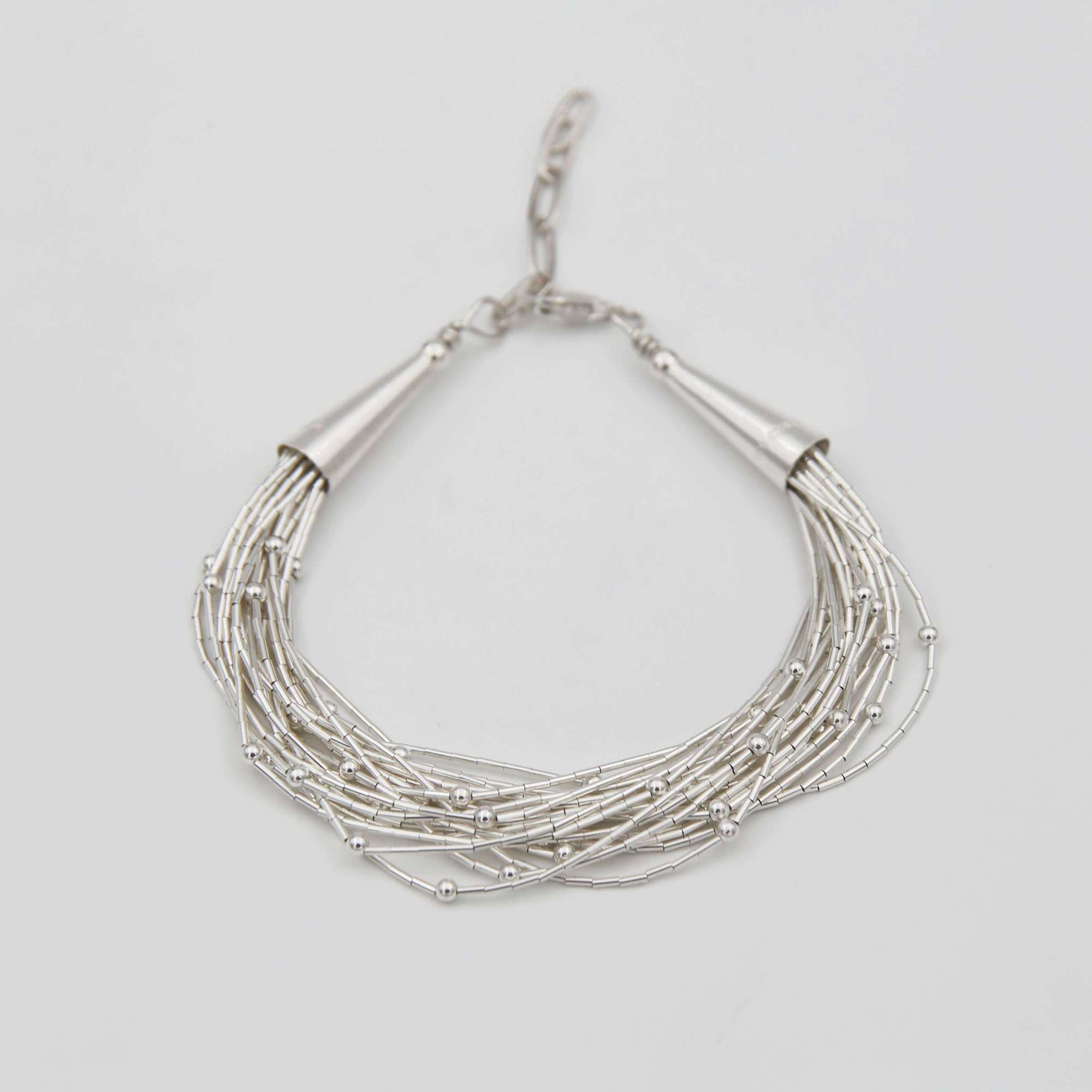 Браслет из 20 серебряных нитей 3P375