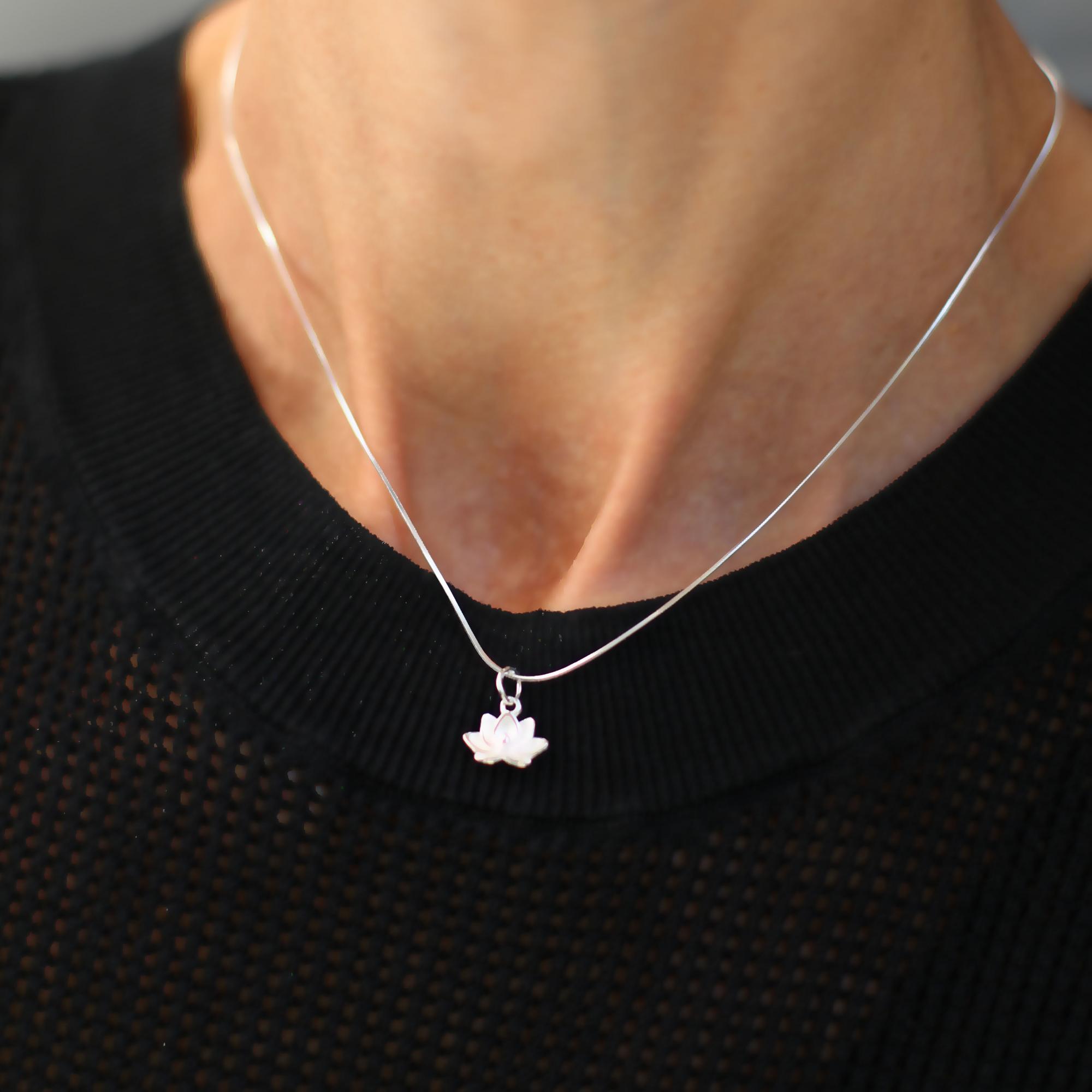 Подвеска цветок Лотоса 4P901