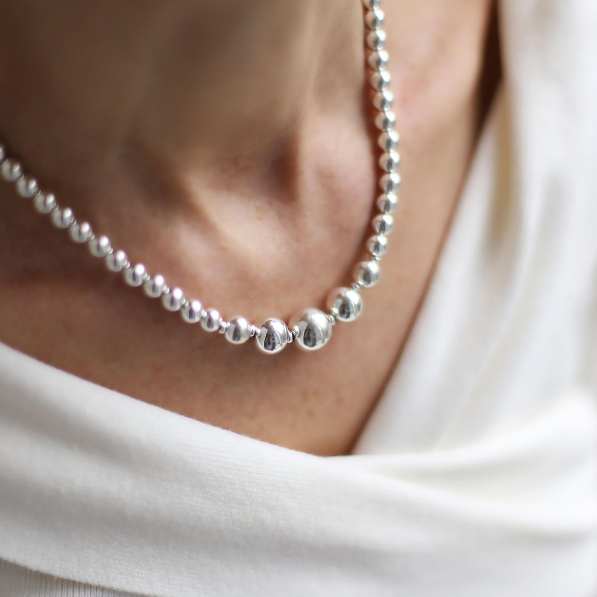 Колье  из гематита серебряного цвета 4P923