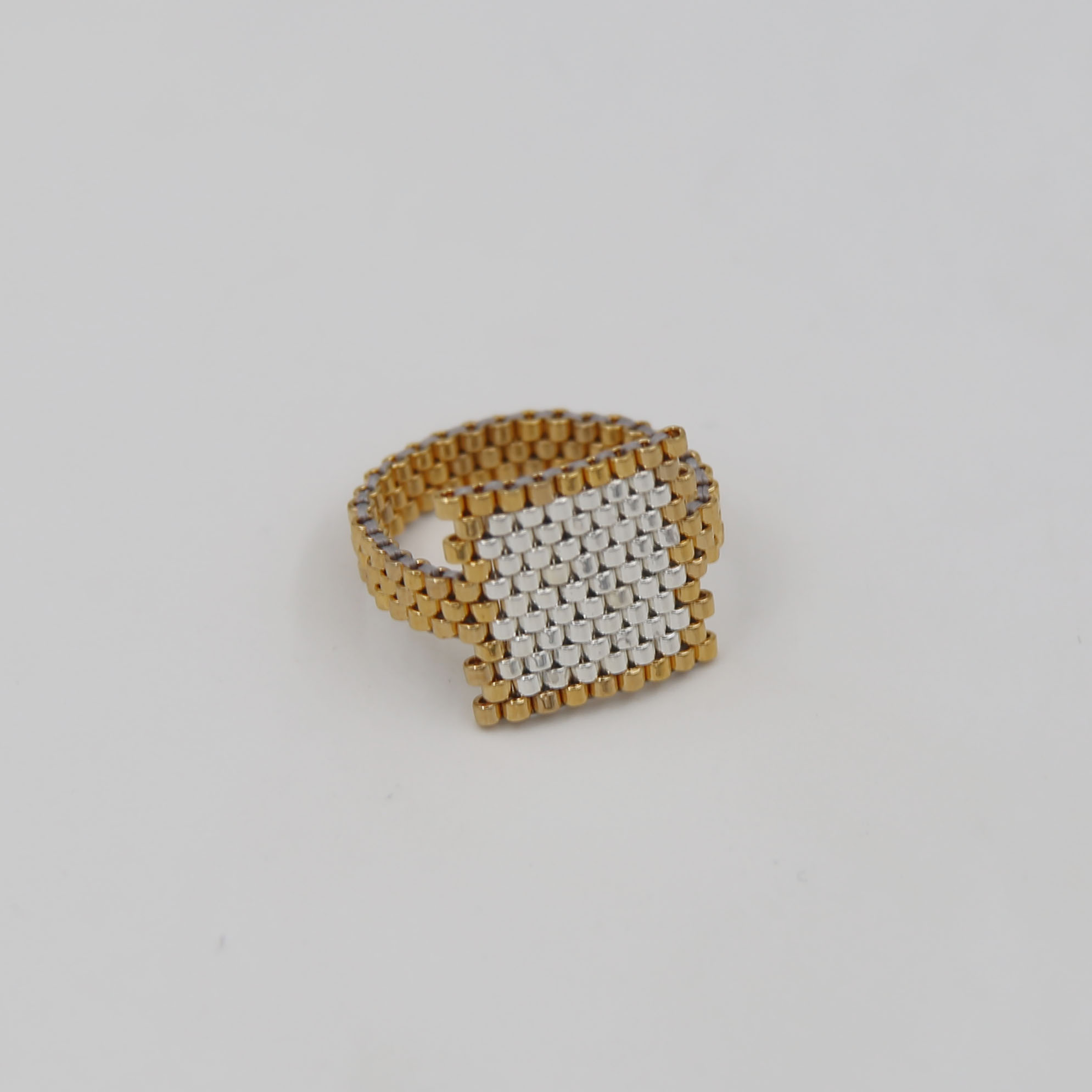 Кольцо из бисера  2P1144