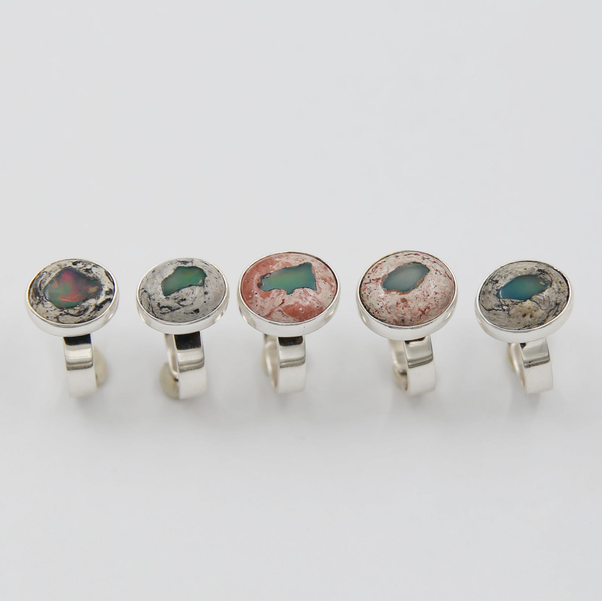 Кольцо с мексиканским опалом  2P1151