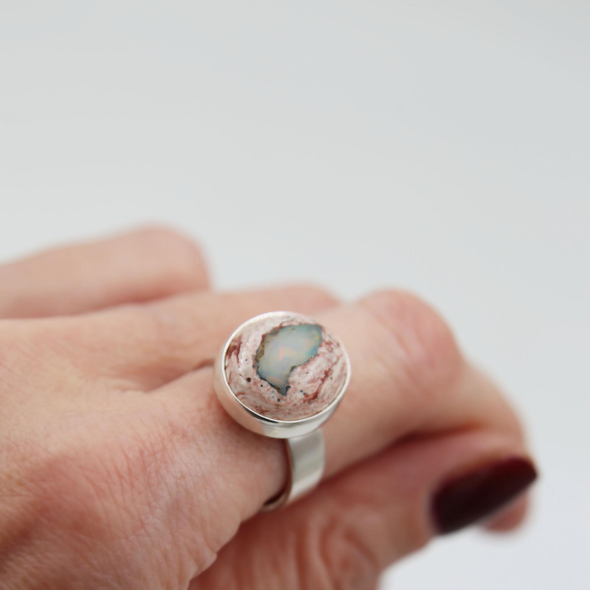 Кольцо с мексиканским опалом  2P1150