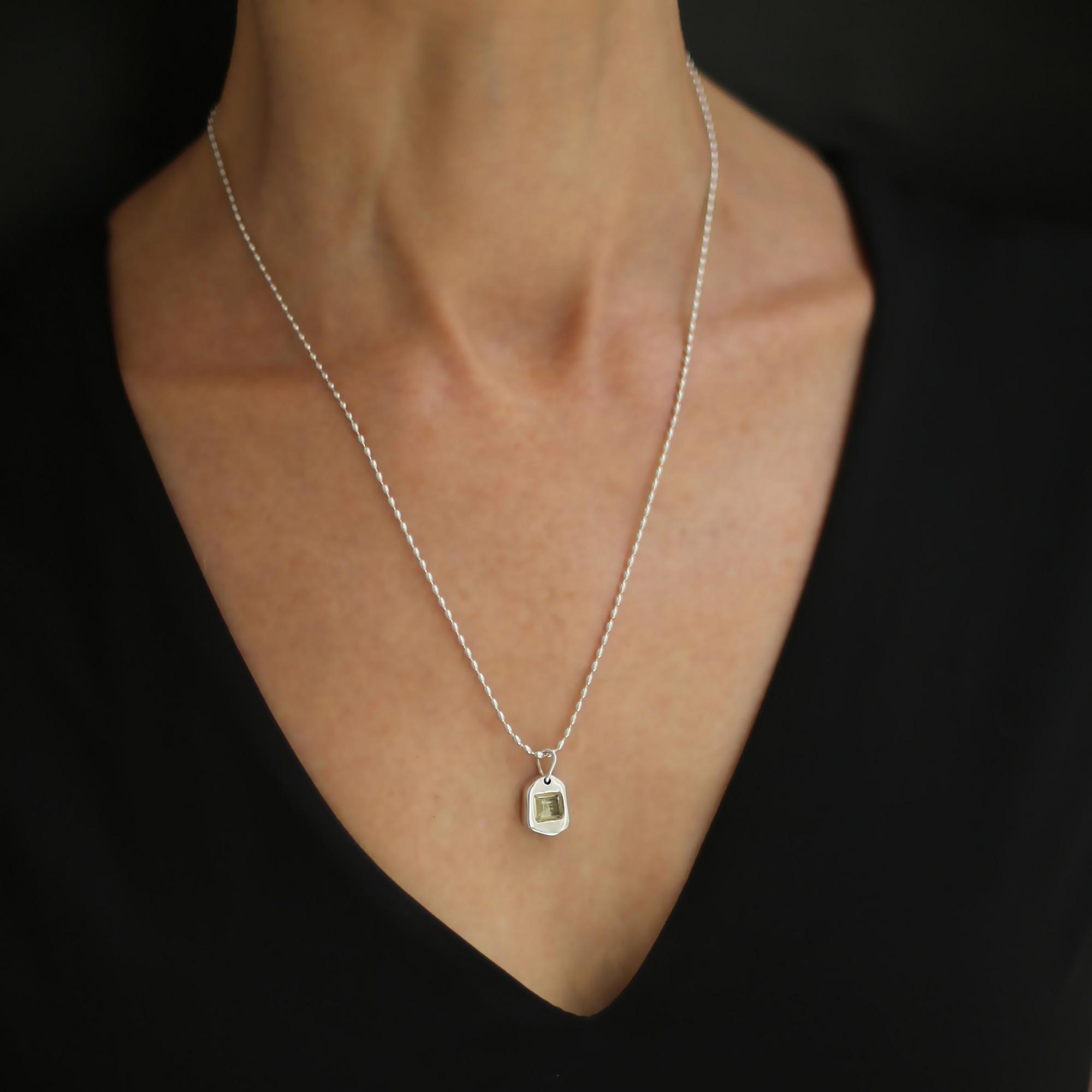 Подвеска с цитрином 4P968