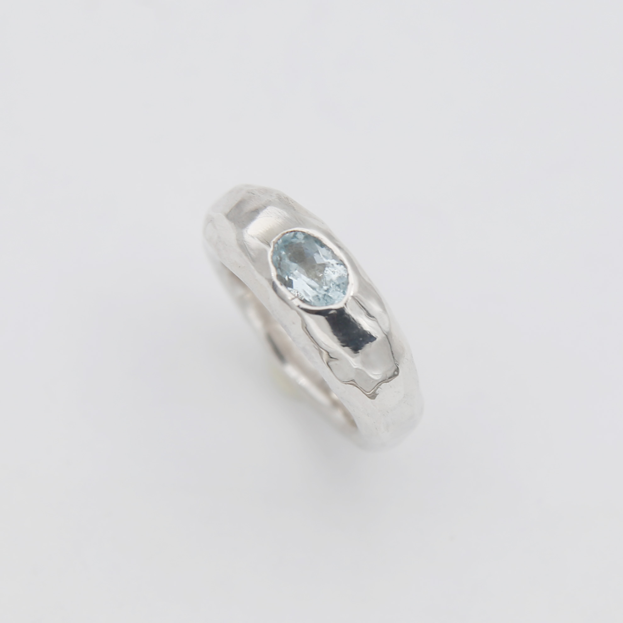 Кольцо с топазом 2P1199