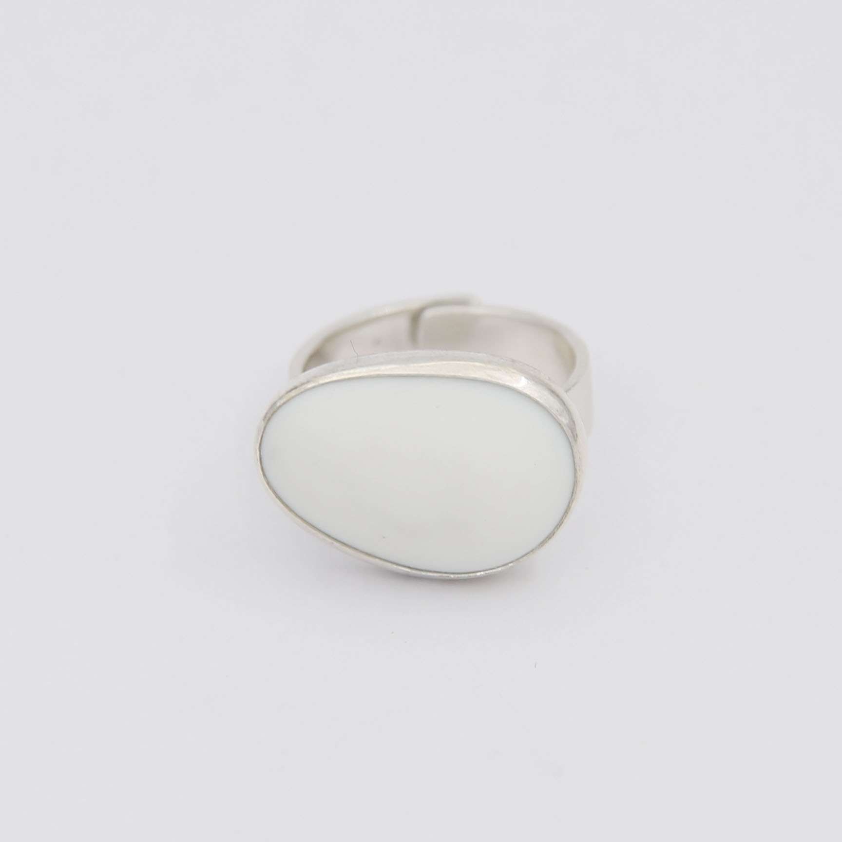 Кольцо с Кахолонгом 2P1210