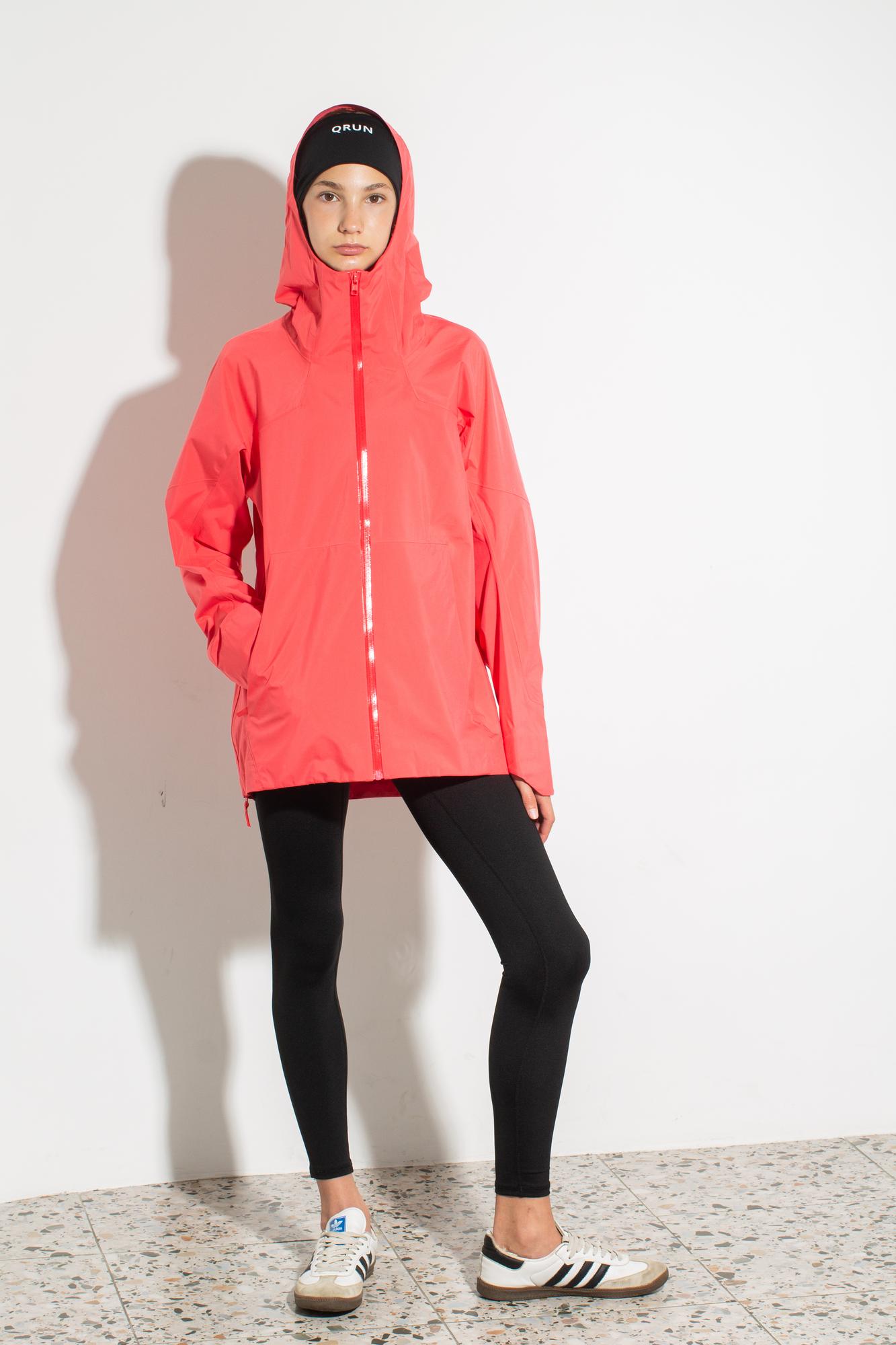 Ветровка  «Queen of Run» RED