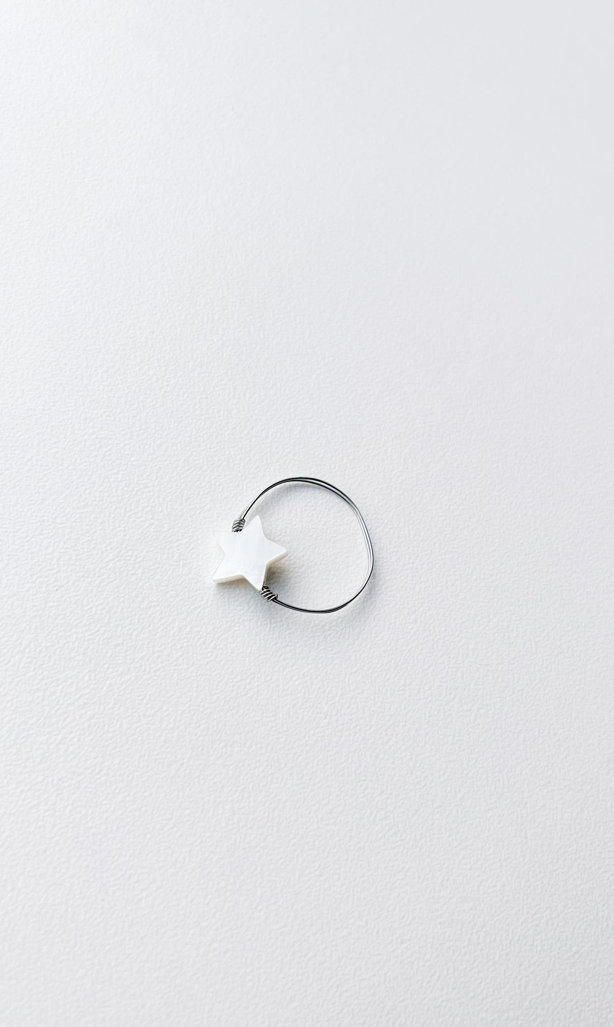 Кольцо с перламутром - Звезда