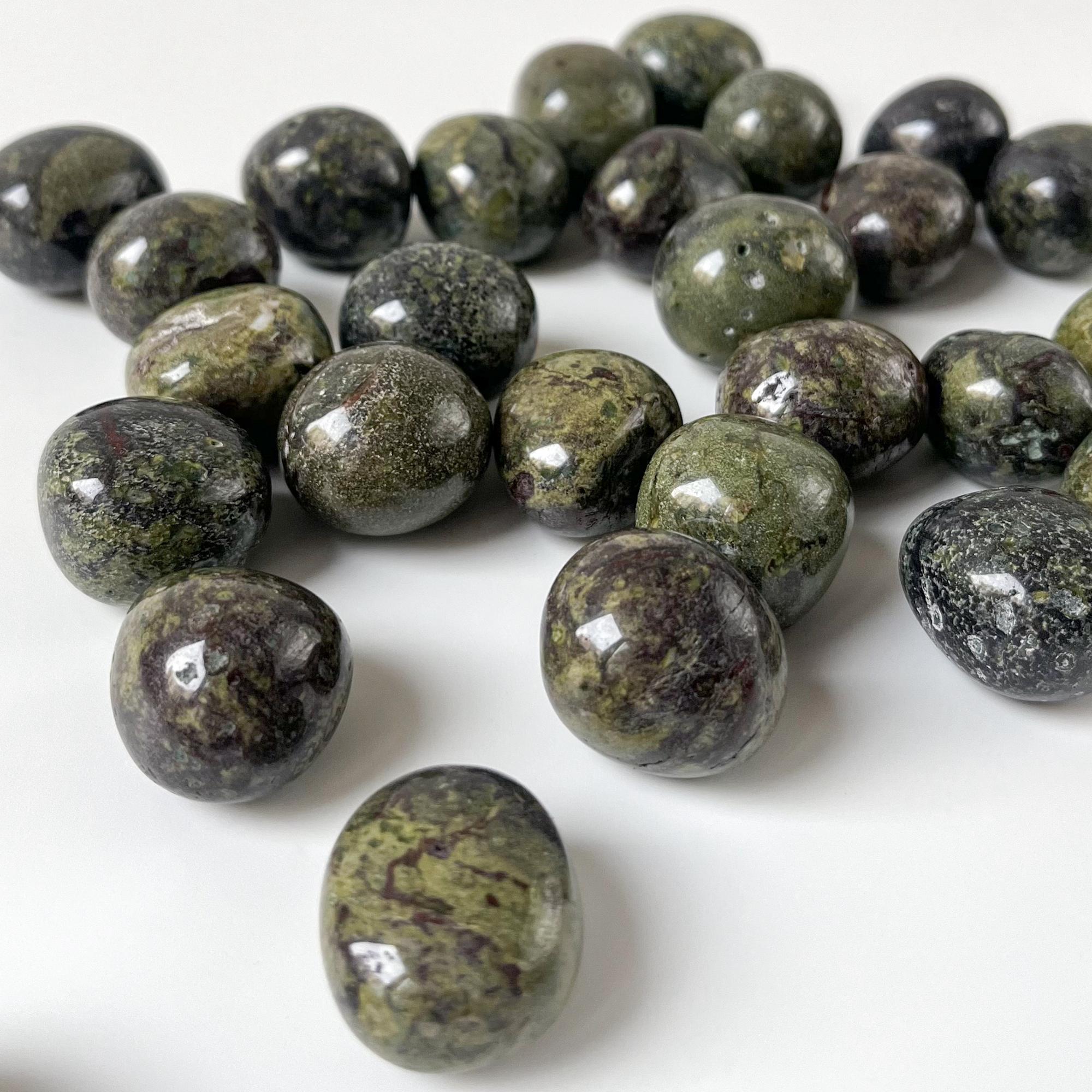 яшма кровь дракона