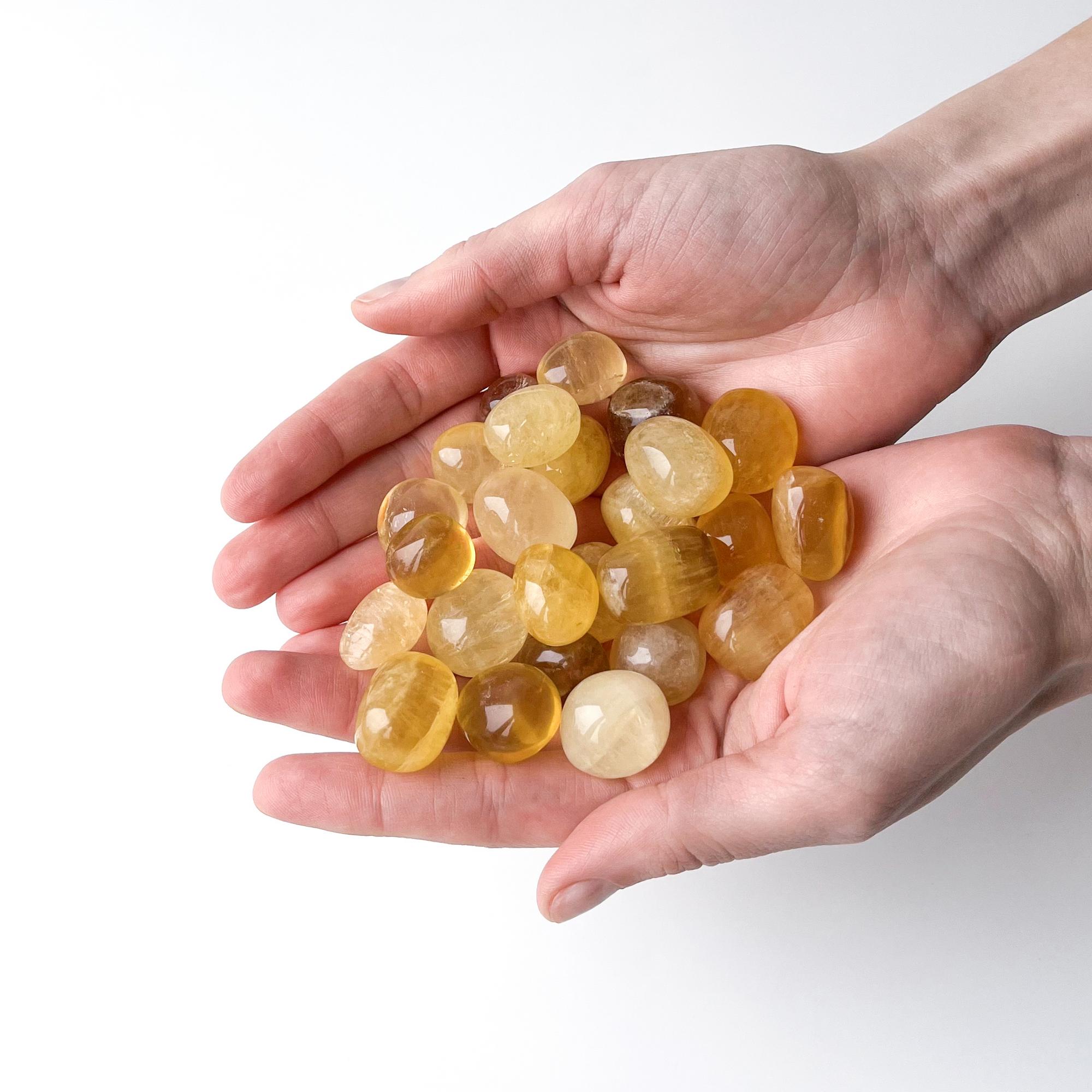 желтый флюорит