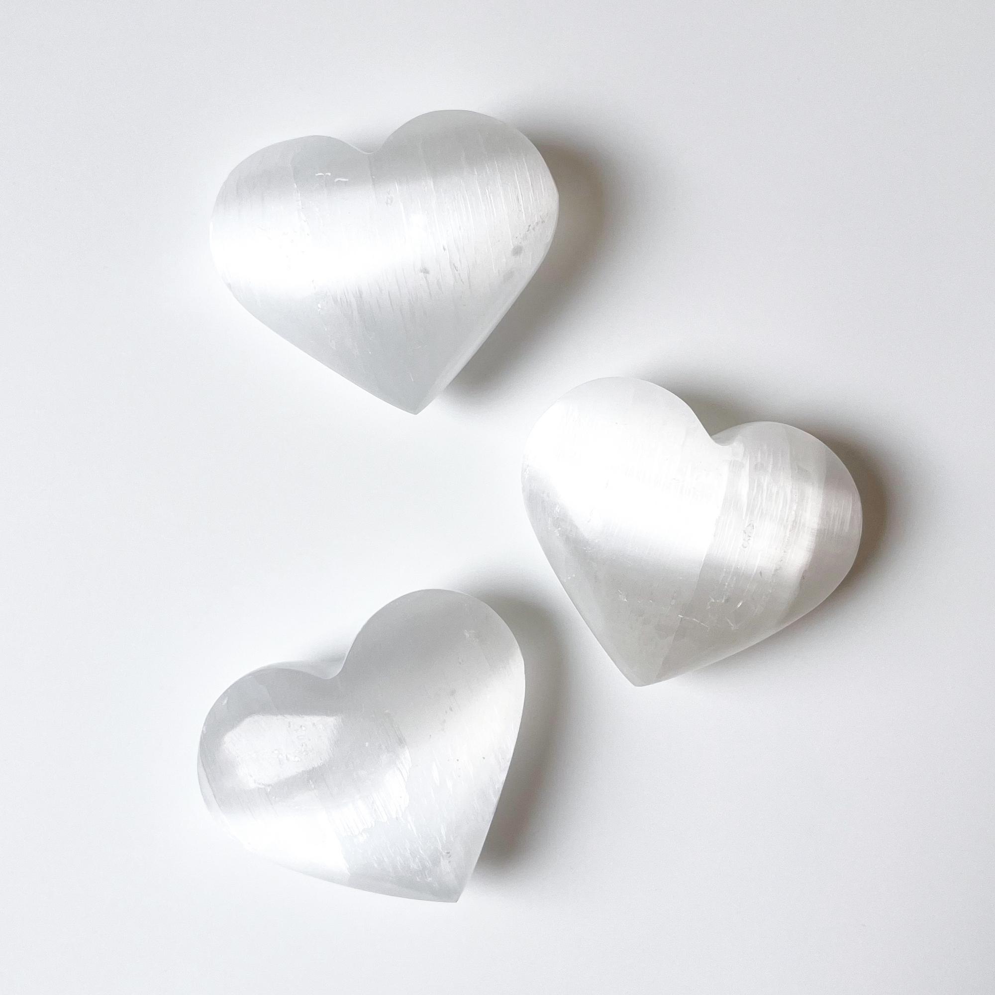 селенит в форме сердца