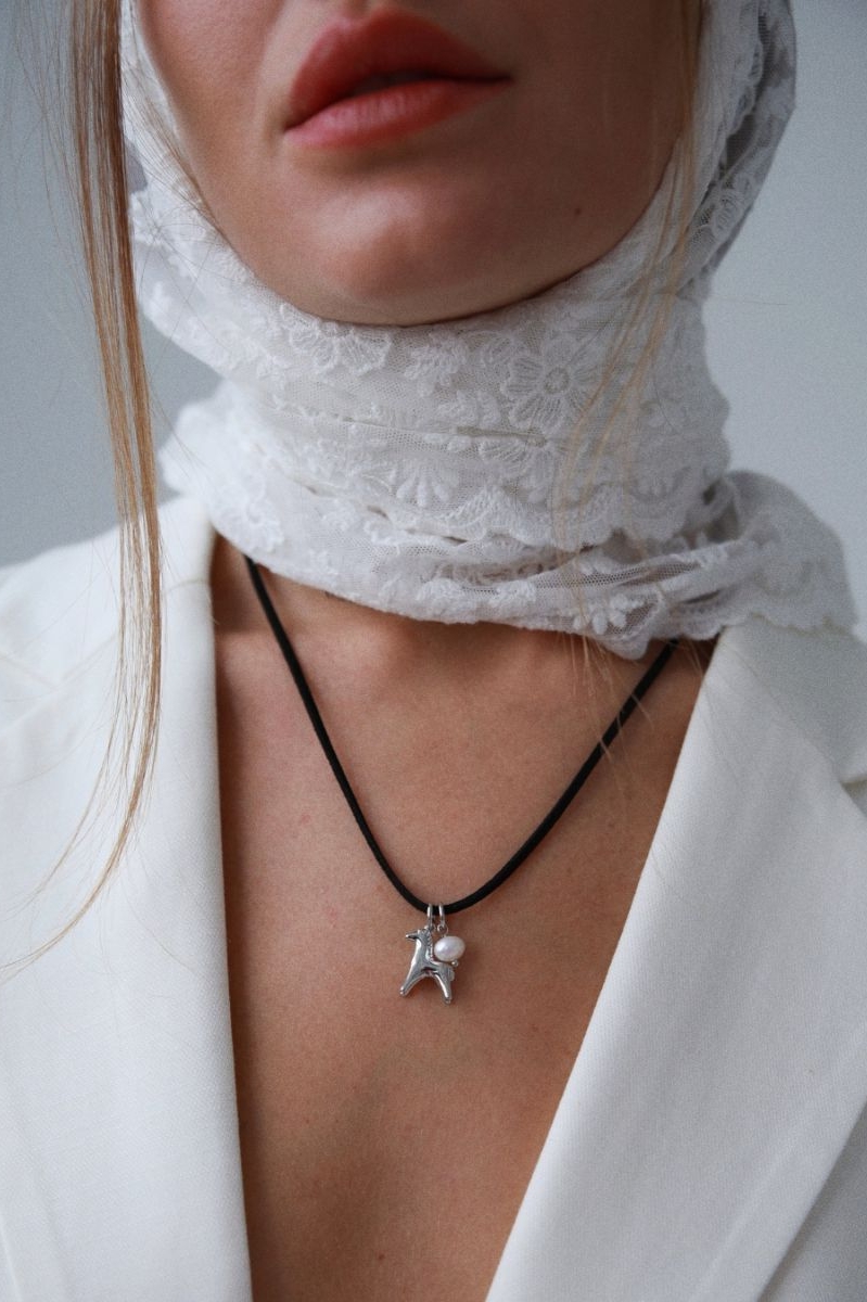 кулон лошадка