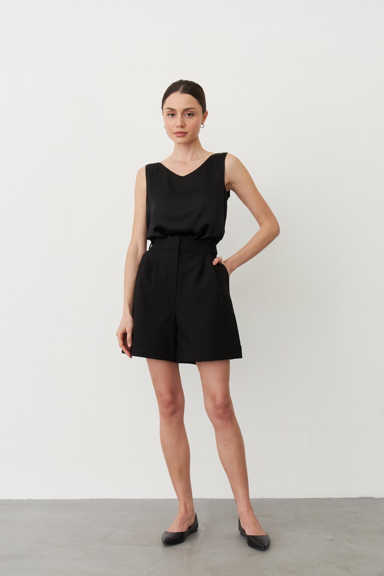 Шорты Астрид в черном цвете