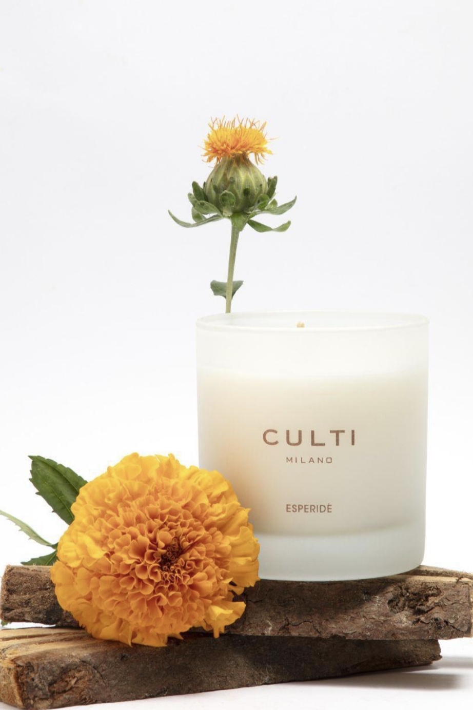CULTI Milano Ароматическая свеча с цитрусовыми нотами ESPERIDE