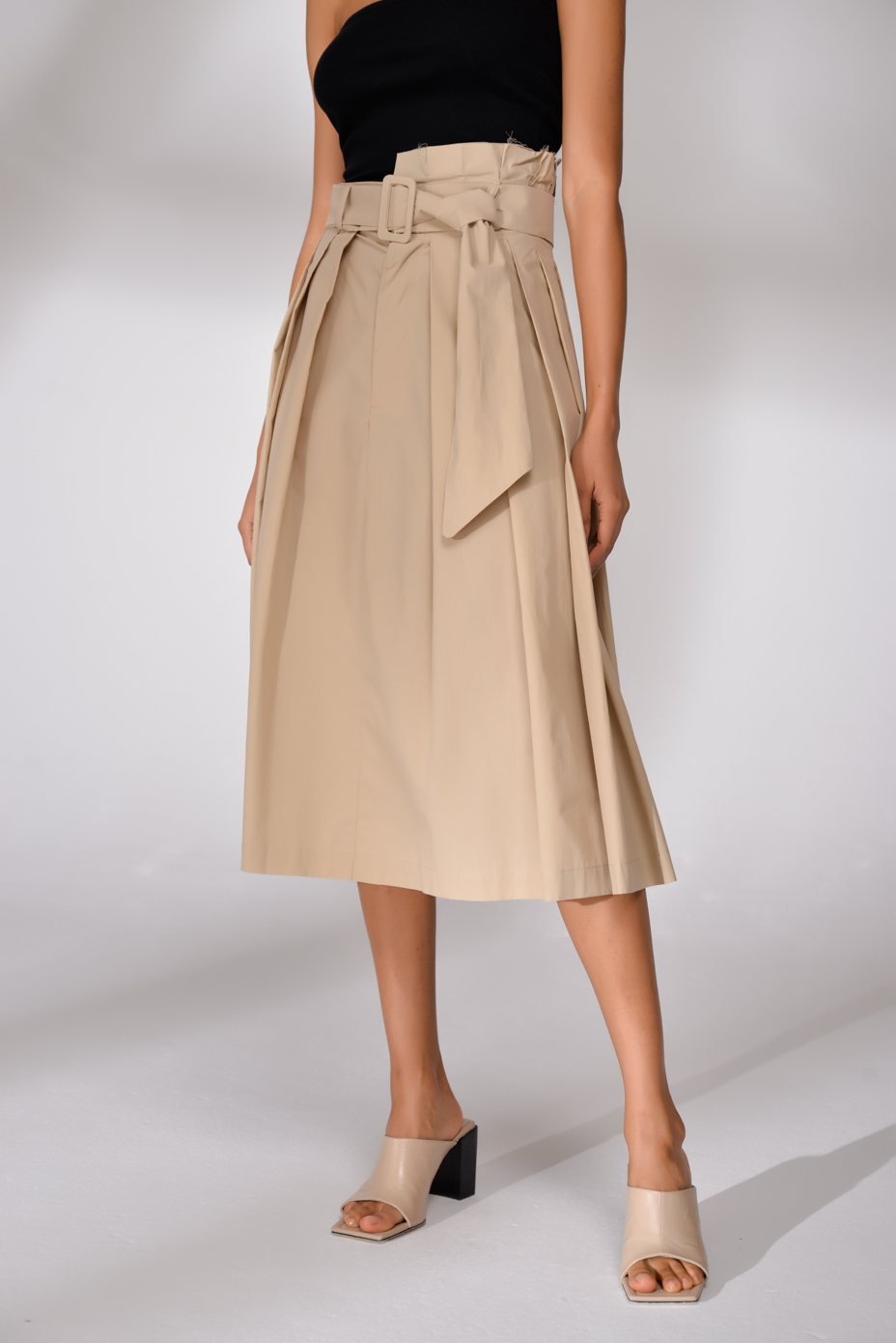 OTTOD'AME  Юбка длины миди с графичными складами на мягком поясе-ленте