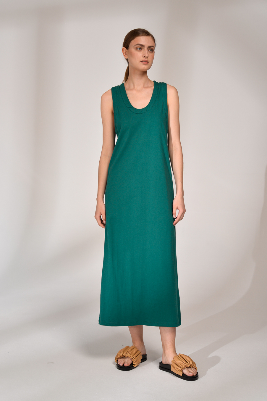 TELA Платье-футболка из трикотажа в цвете морской волны