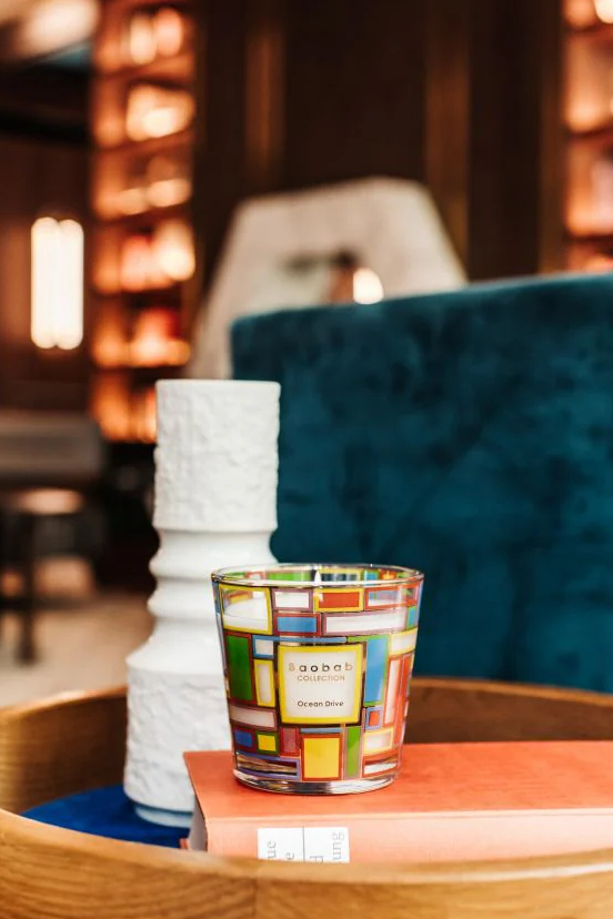 BAOBAB Свеча ароматическая Ocean Drive из коллекции My First Baobab: мандарин, кедр