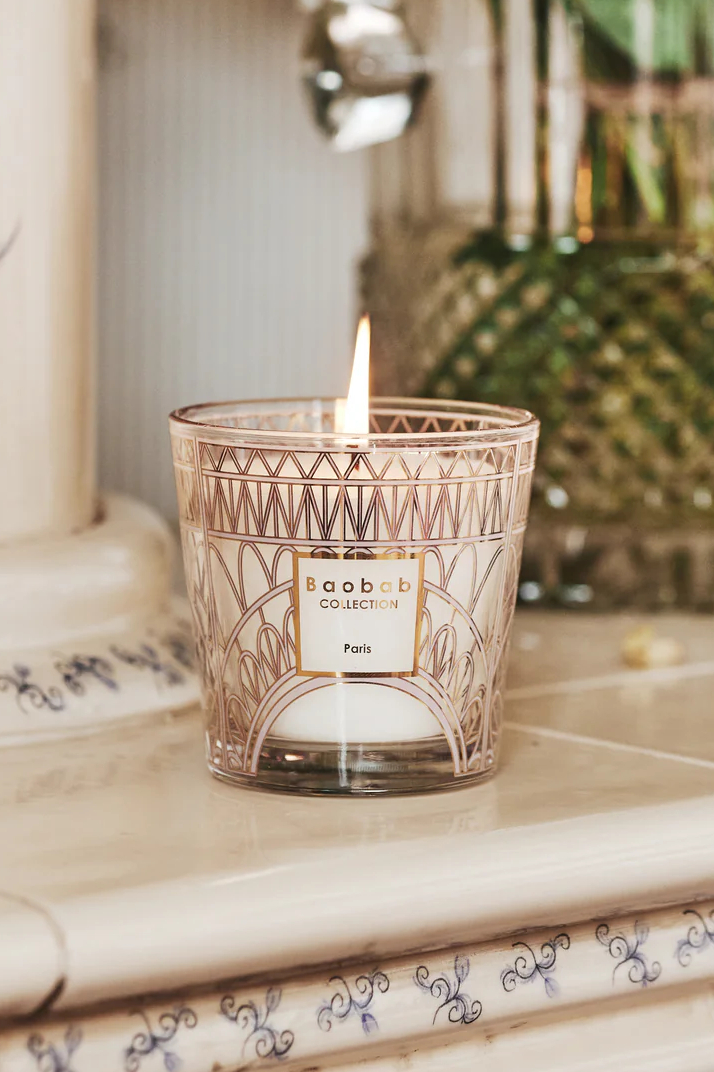 BAOBAB Свеча ароматическая Paris из коллекции My First Baobab: тюльпан, цветок липы, каштан