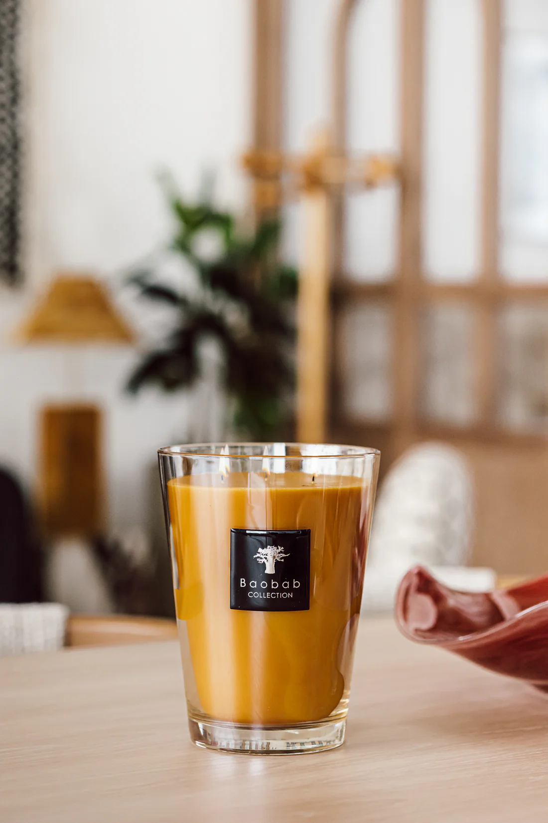 BAOBAB Свеча ароматическая Zanzibar Spices из коллекции All Seasons: корица, куркума