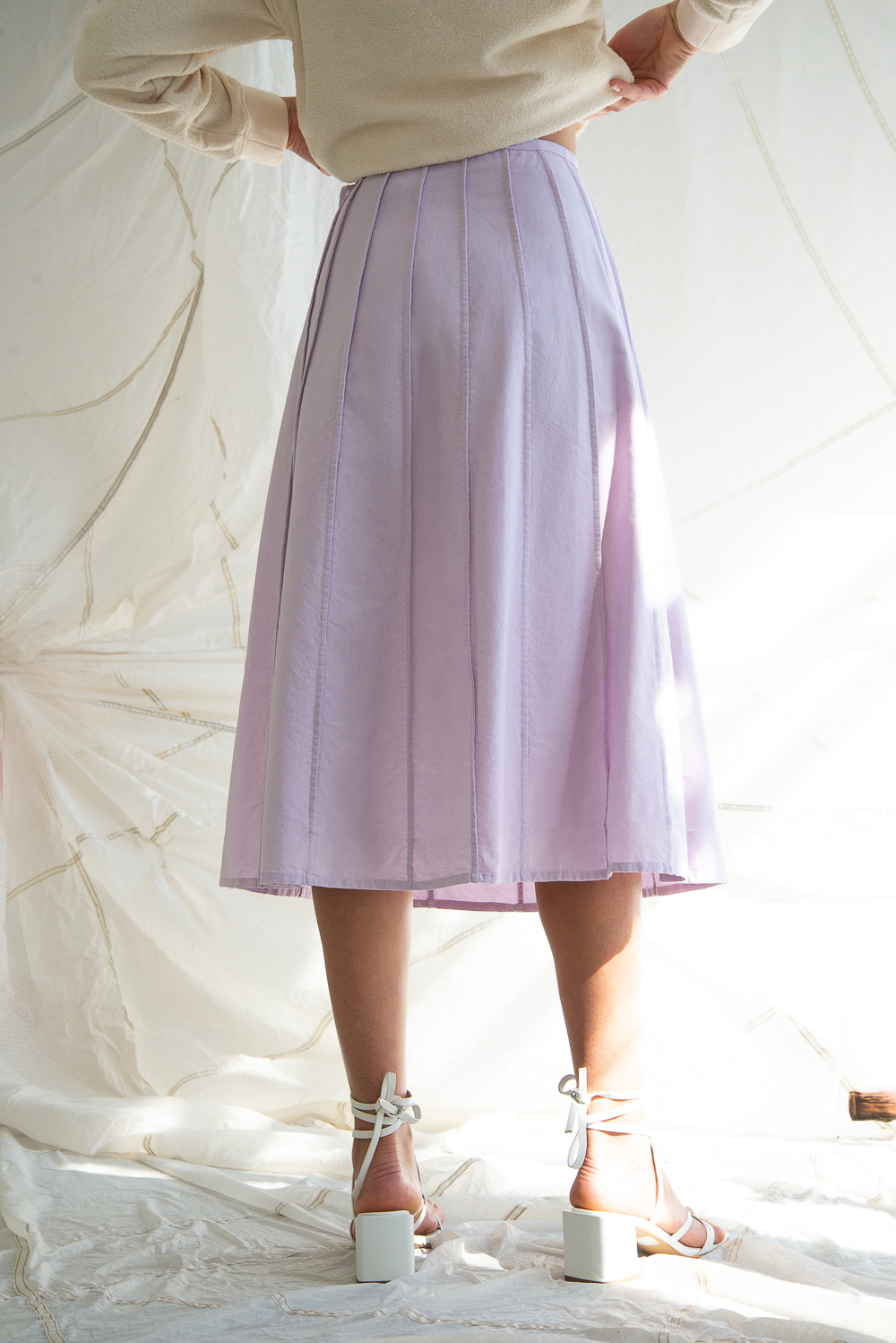 TELA Юбка-солнцеклеш с клиньями из органического хлопка оттенка лаванды