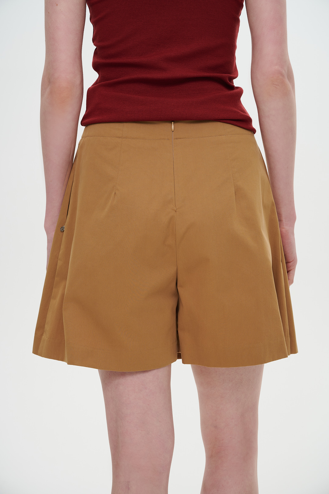 OTTOD’AME Юбка-шорты из плотного хлопка песочного оттенка