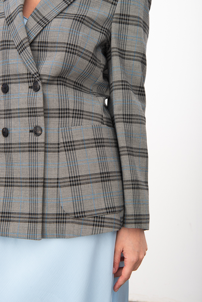 TELA Жакет двубортный из шерсти тонкого кручения с рисунком в английскую клетку