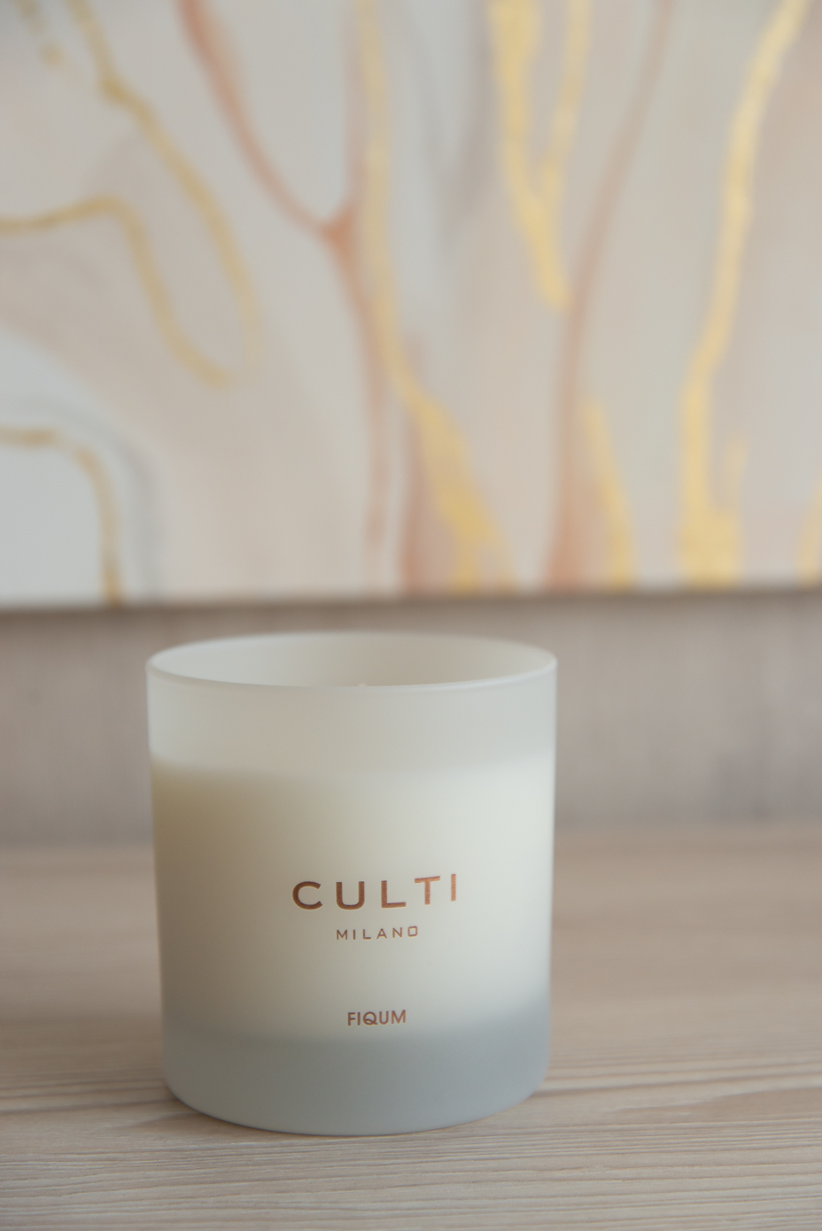 CULTI Milano Bianco Ароматическая свеча Fiqum