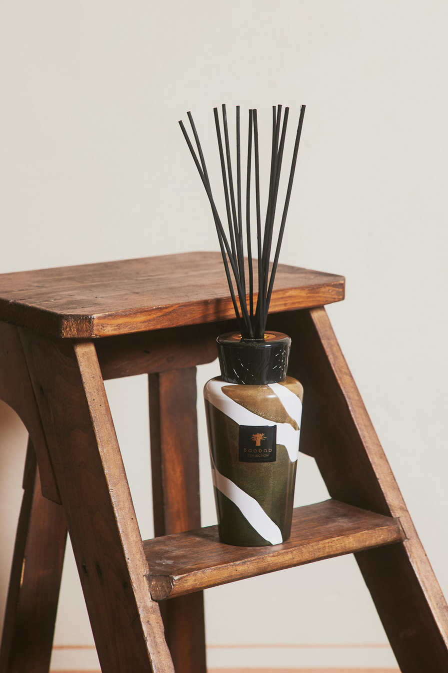 BAOBAB TOTEM Подарочный набор Agate из коллекции Stones: янтарь, ягоды асаи, бергамот