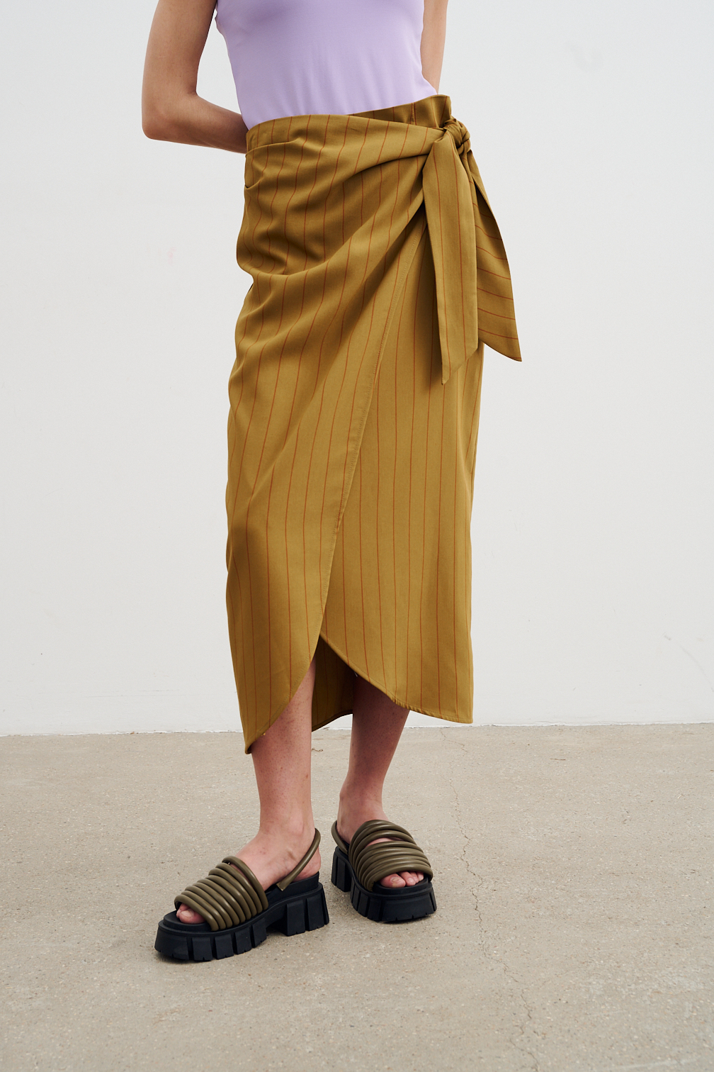 OTTOD'AME Юбка с запа́хом оттенка горчицы