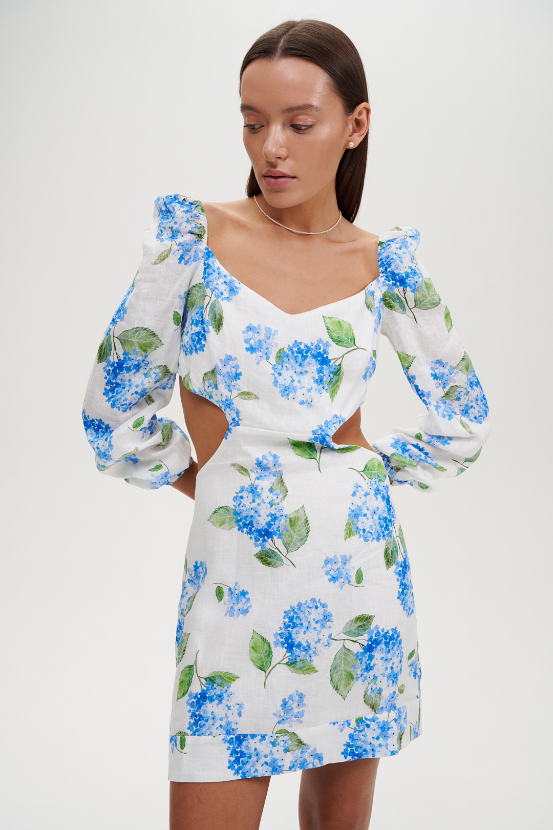 MC2 SAINT BARTH Платье из натурального льна из коллекции "Гортензии" с воротом-каре и боковыми разрезами