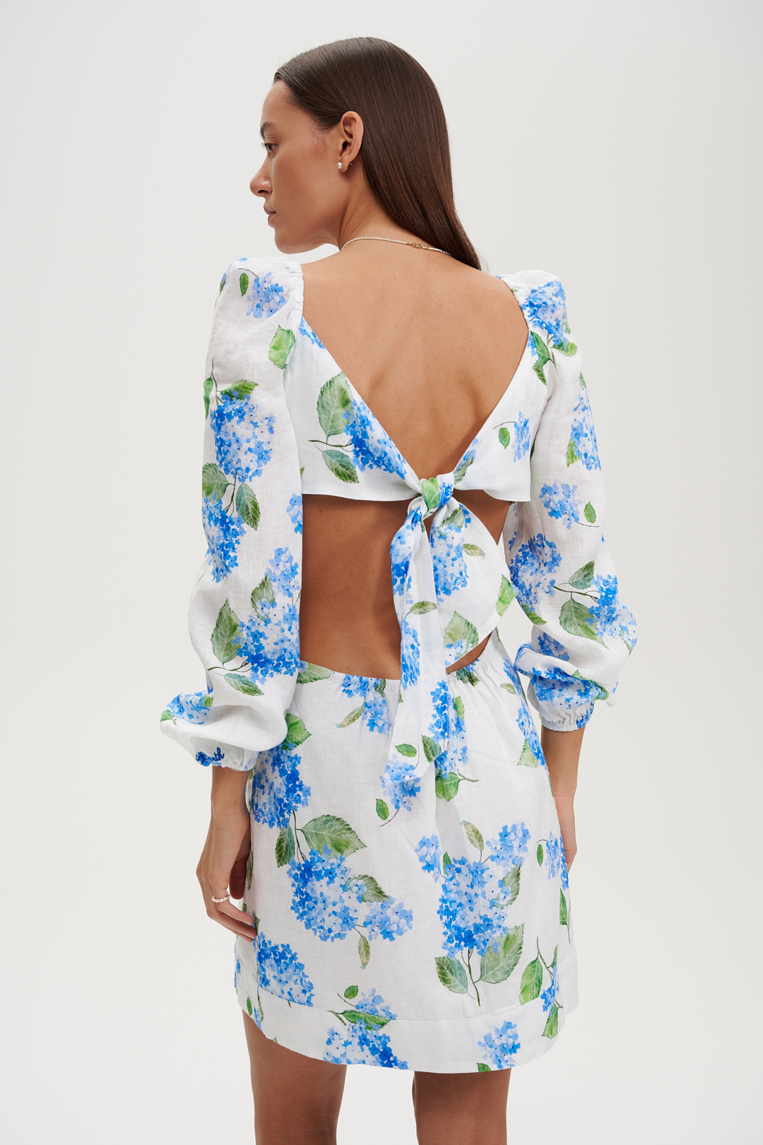 MC2 SAINT BARTH Платье из натурального льна из коллекции "Гортензии" с воротом-каре и боковыми разрезами