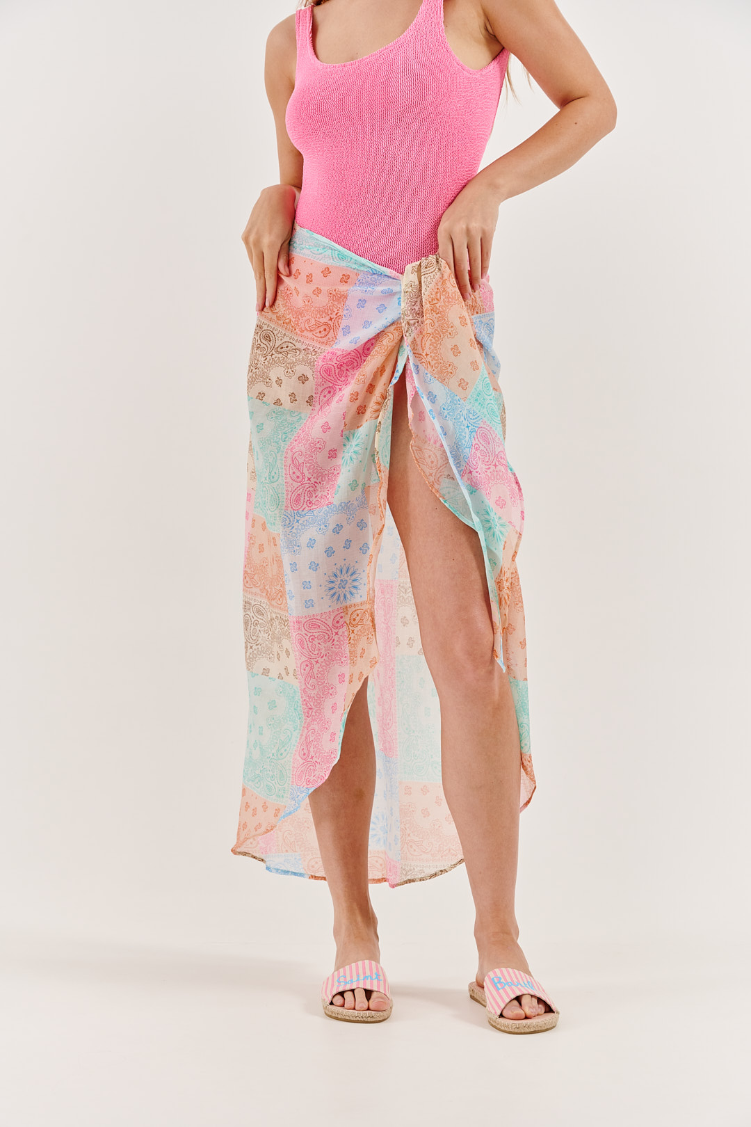 MC2 Saint Barth Парео из шелковой вуали с принтом пэчворк