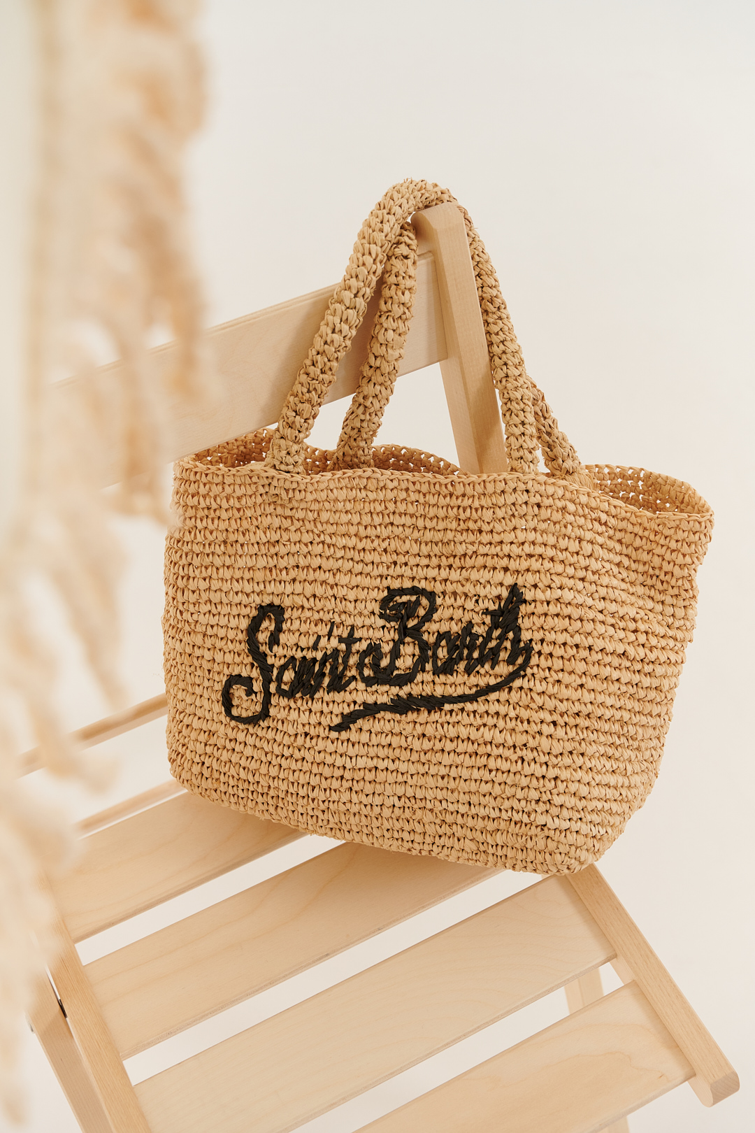 MC2 Saint Barth Сумка из рафии с фирменной вышивкой и текстильной косметичкой