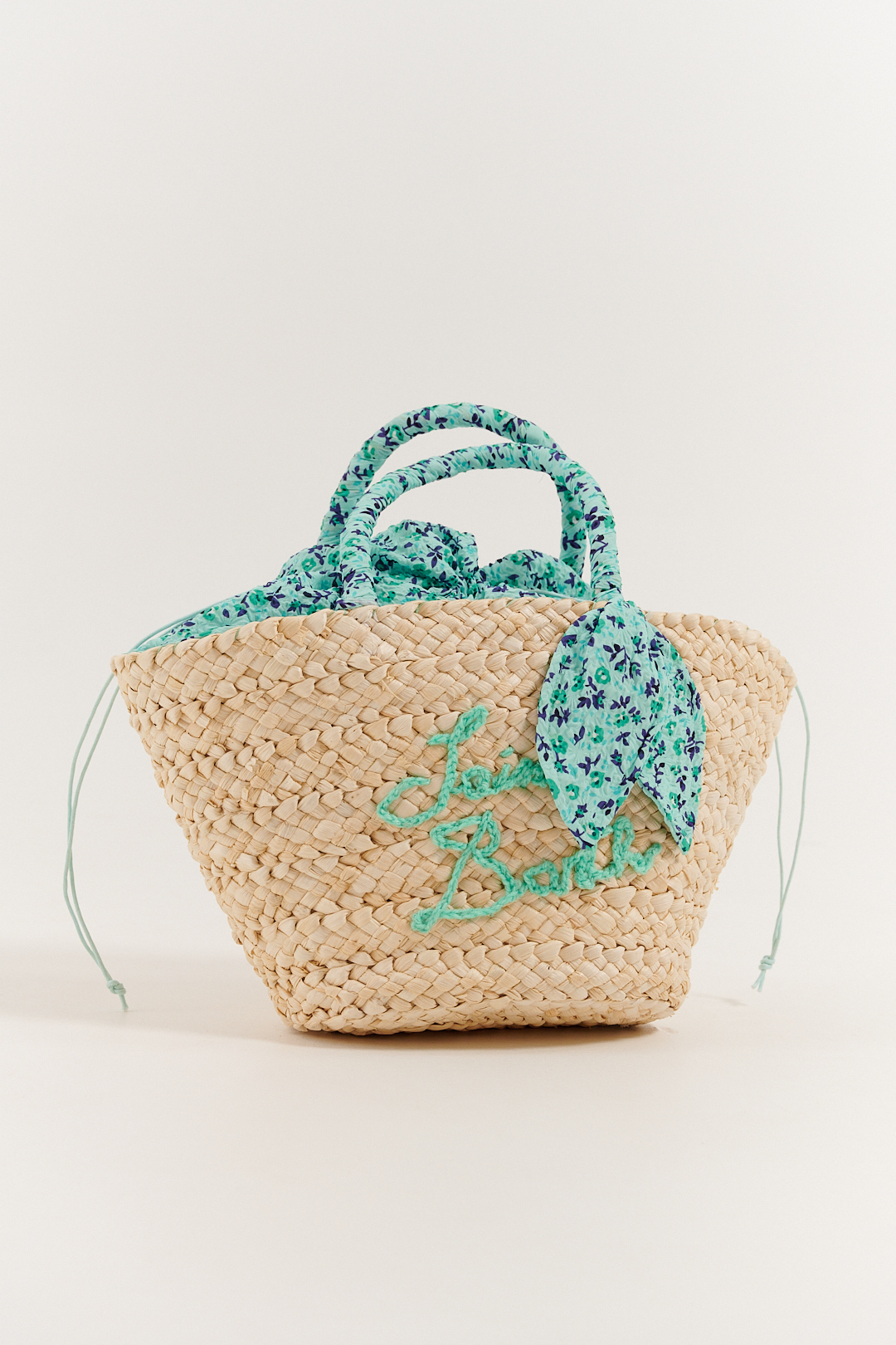 MC2SaintBarth Сумка-тоут KYLIE из плетеной рафии с внутренней отделкой из хлопка Liberty
