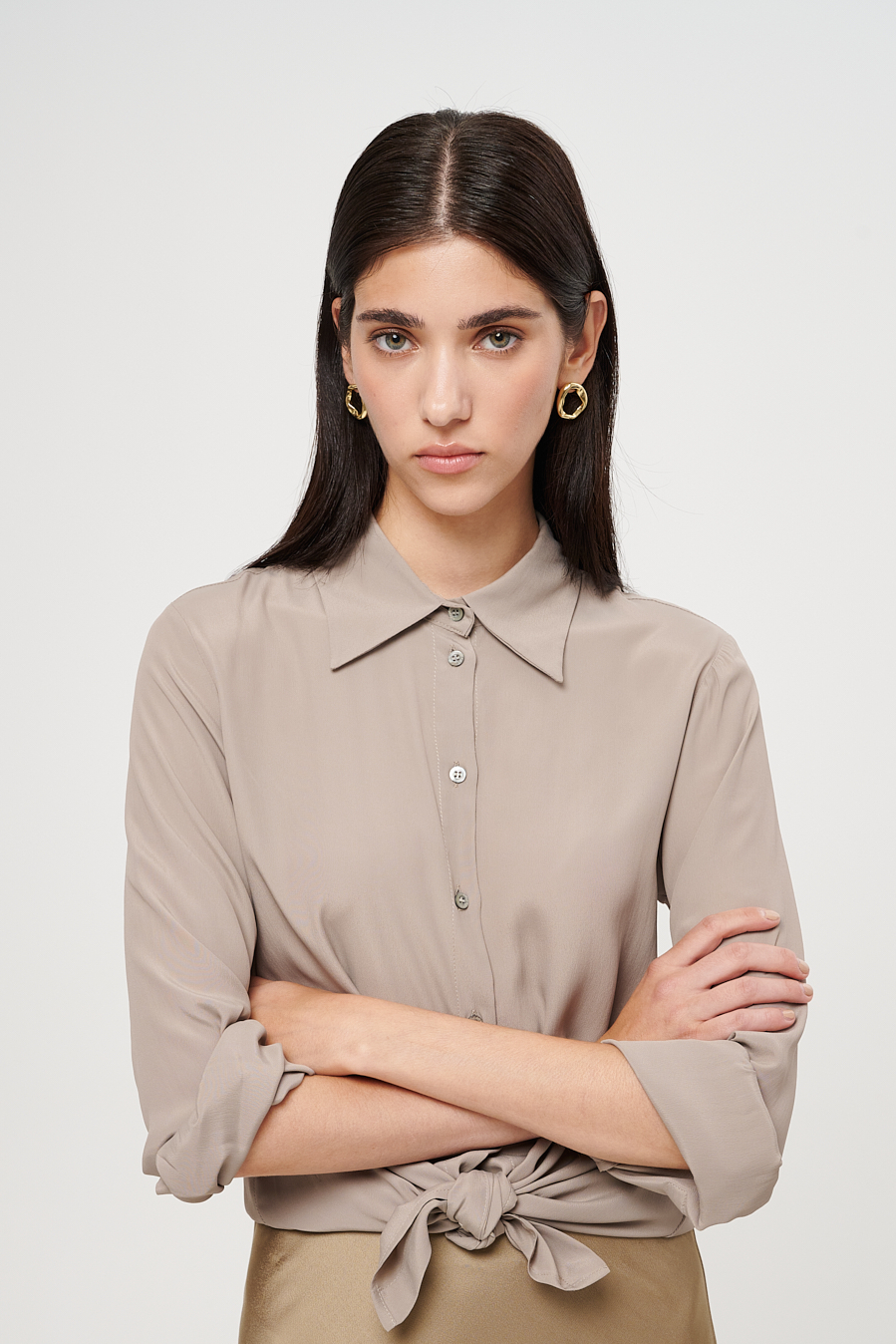 OTTOD'AME Рубашка из мокрого шелка серо-бежевого оттенка