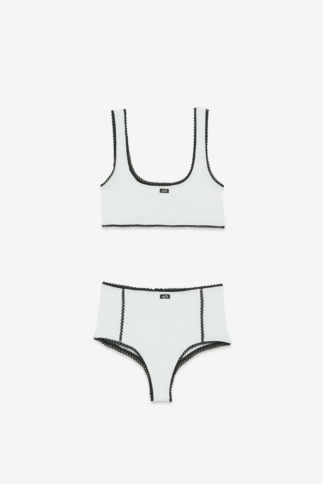 OTTOD'AME Комплект нижнего белья из белоснежной вискозы с контрастной отделкой