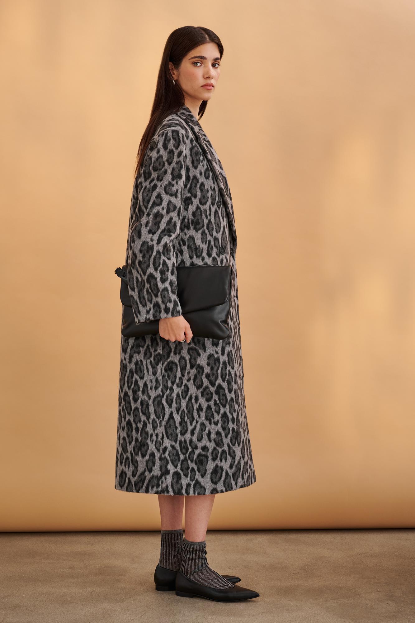 OTTOD'AME Пальто прямого кроя длины миди из шелковистой шерсти с лео-принтом