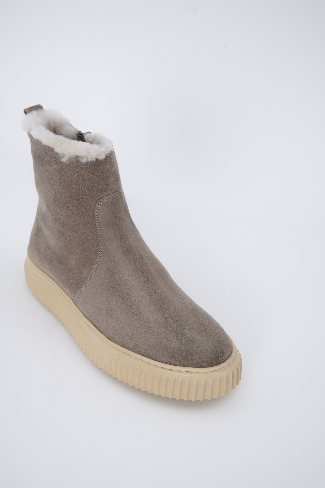 VOILE BLANCHE Ботинки MAICAH из овчины оттенка тауп