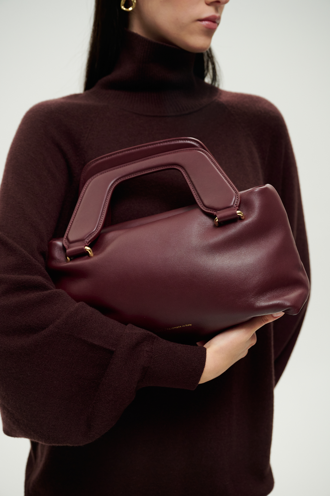 Āim Сумка ALICE из премиальной кожи наппа в оттенке бургундского вина