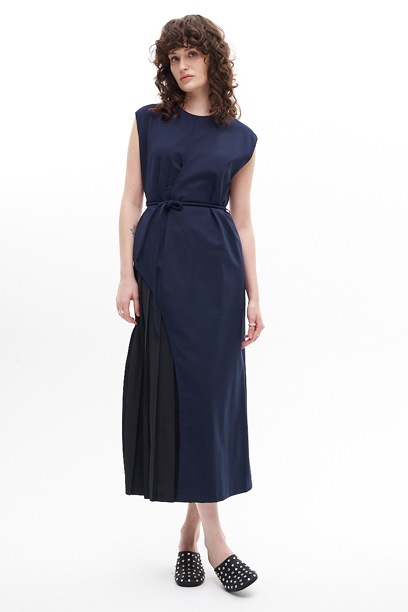 TELA Платье из технологичной шерсти со вставкой из плиссированного шелка