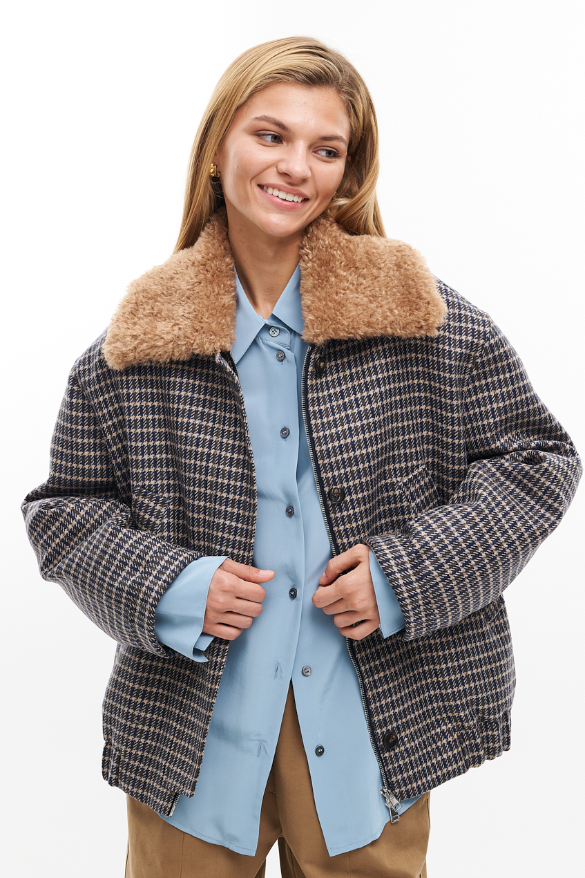 TELA Бомбер на утепленной подстежке из шерсти тартан с воротником из меха овчины