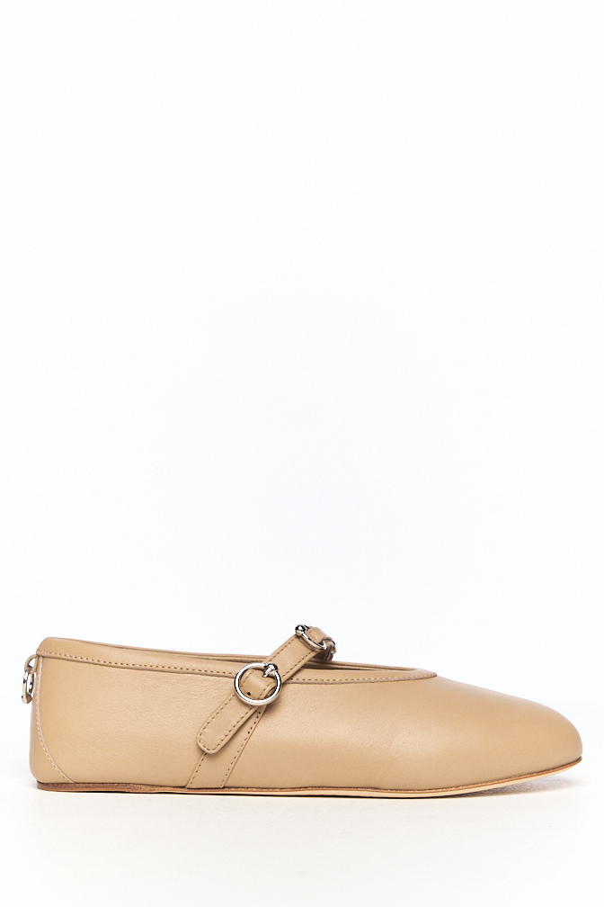 3JUIN  Балетки Мэри Джейн из кожи наппа оттенка тауп с декором в виде колец для пирсинга