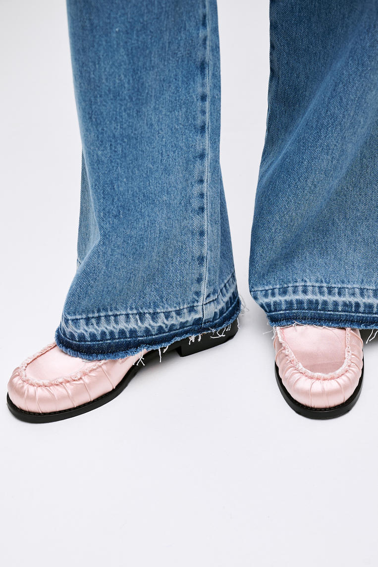 TELA Лоферы MUGHETTO из нежно-розового сатина