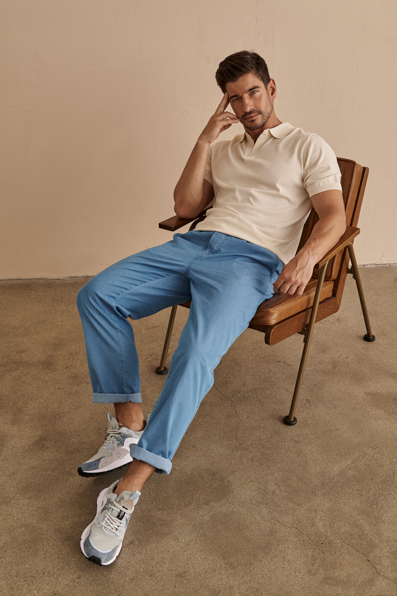 MC2 SAINT BARTH Брюки чинос из хлопка голубого оттенка